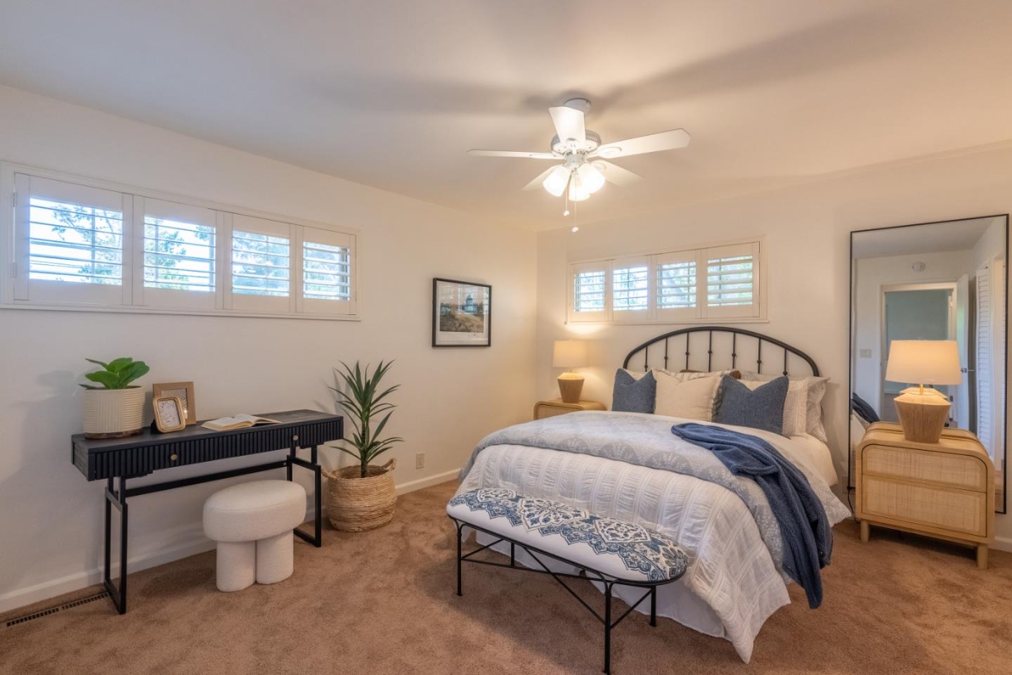 Detail Gallery Image 17 of 29 For 1 El Caminito Del Sur, Monterey,  CA 93940 - 3 Beds | 2 Baths