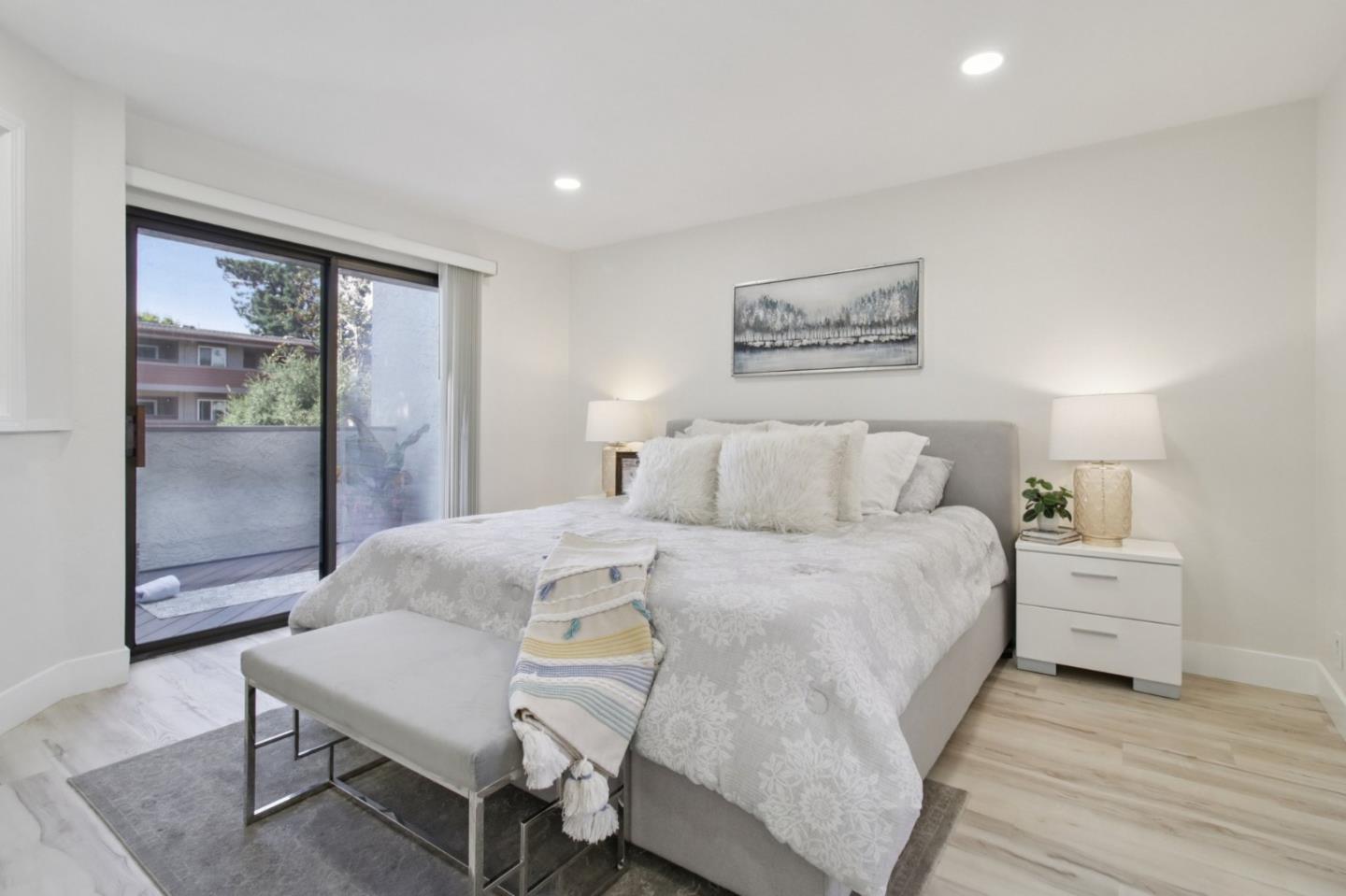 Detail Gallery Image 12 of 29 For 70 Union Pl, Campbell,  CA 95008 - 3 Beds | 2 Baths