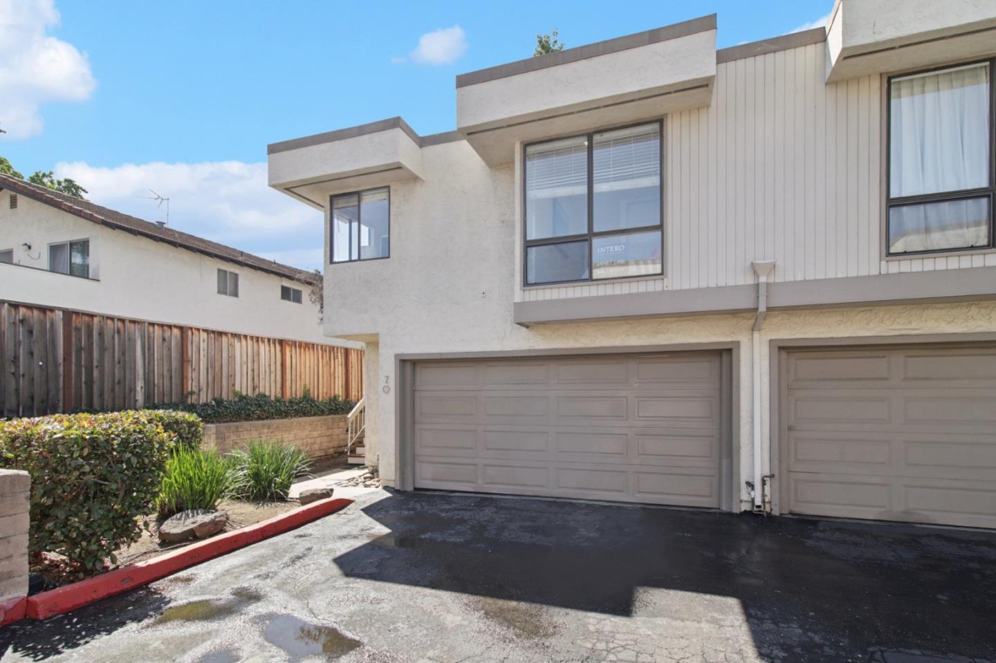 Detail Gallery Image 2 of 29 For 70 Union Pl, Campbell,  CA 95008 - 3 Beds | 2 Baths