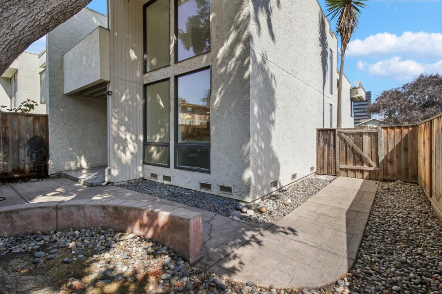Detail Gallery Image 25 of 29 For 70 Union Pl, Campbell,  CA 95008 - 3 Beds | 2 Baths