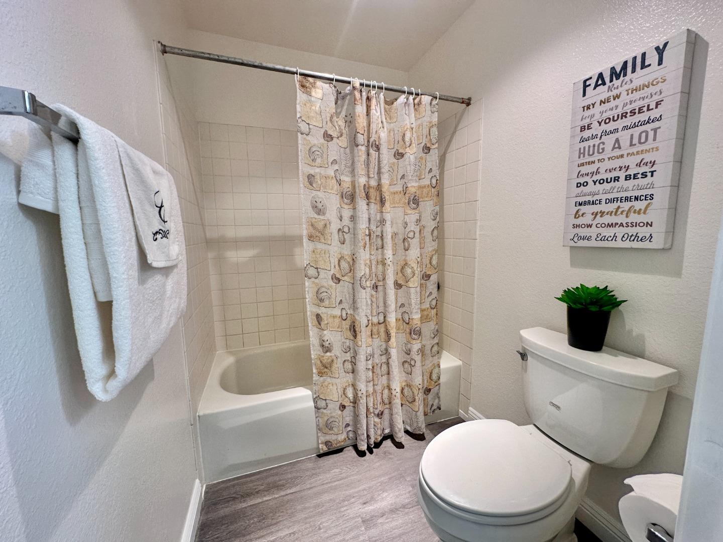 Detail Gallery Image 18 of 25 For 1031 Clyde Ave #1802,  Santa Clara,  CA 95054 - 2 Beds | 2/1 Baths