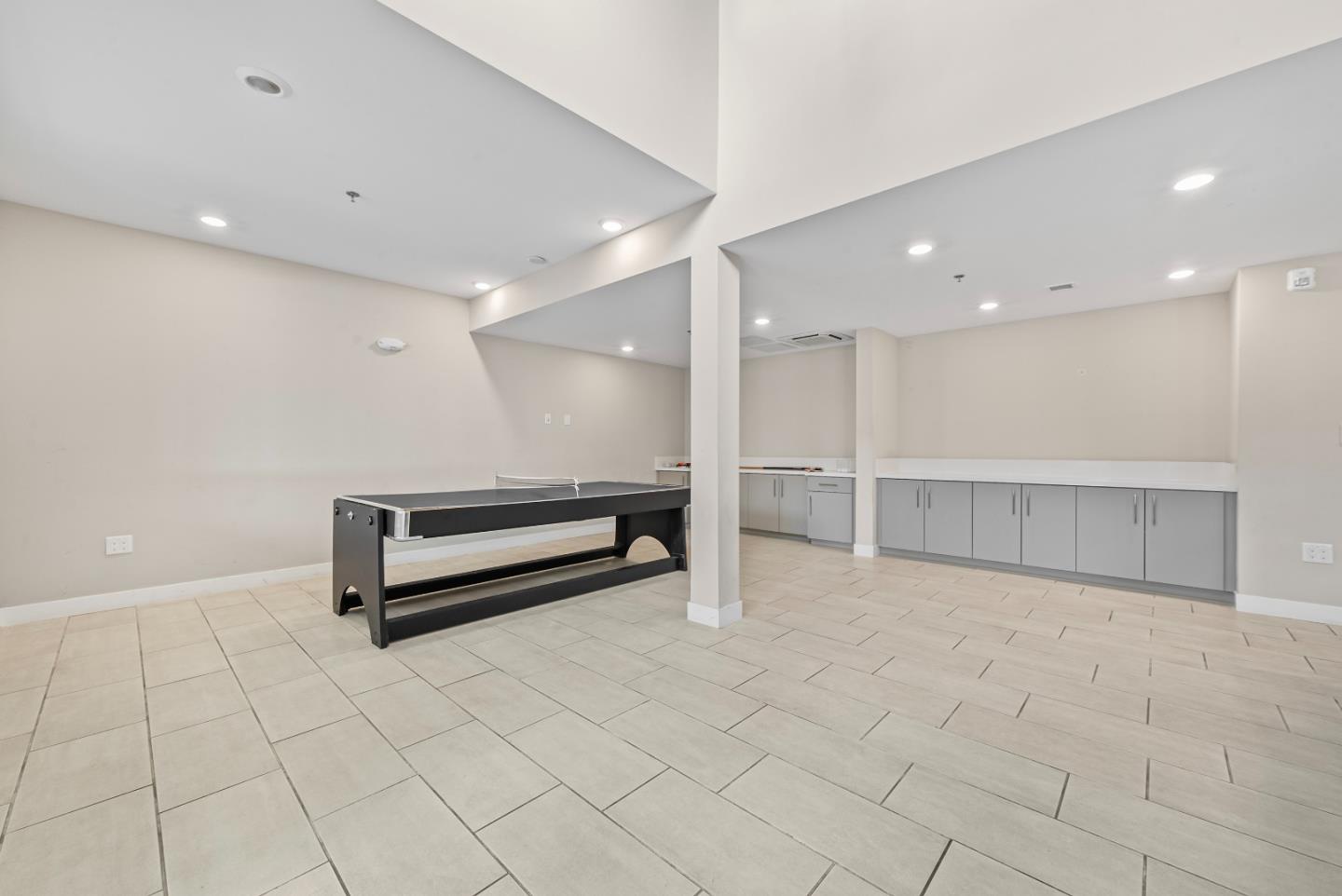 Detail Gallery Image 22 of 37 For 1048 Monroe Street #218,  Santa Clara,  CA 95050 - 1 Beds | 1 Baths