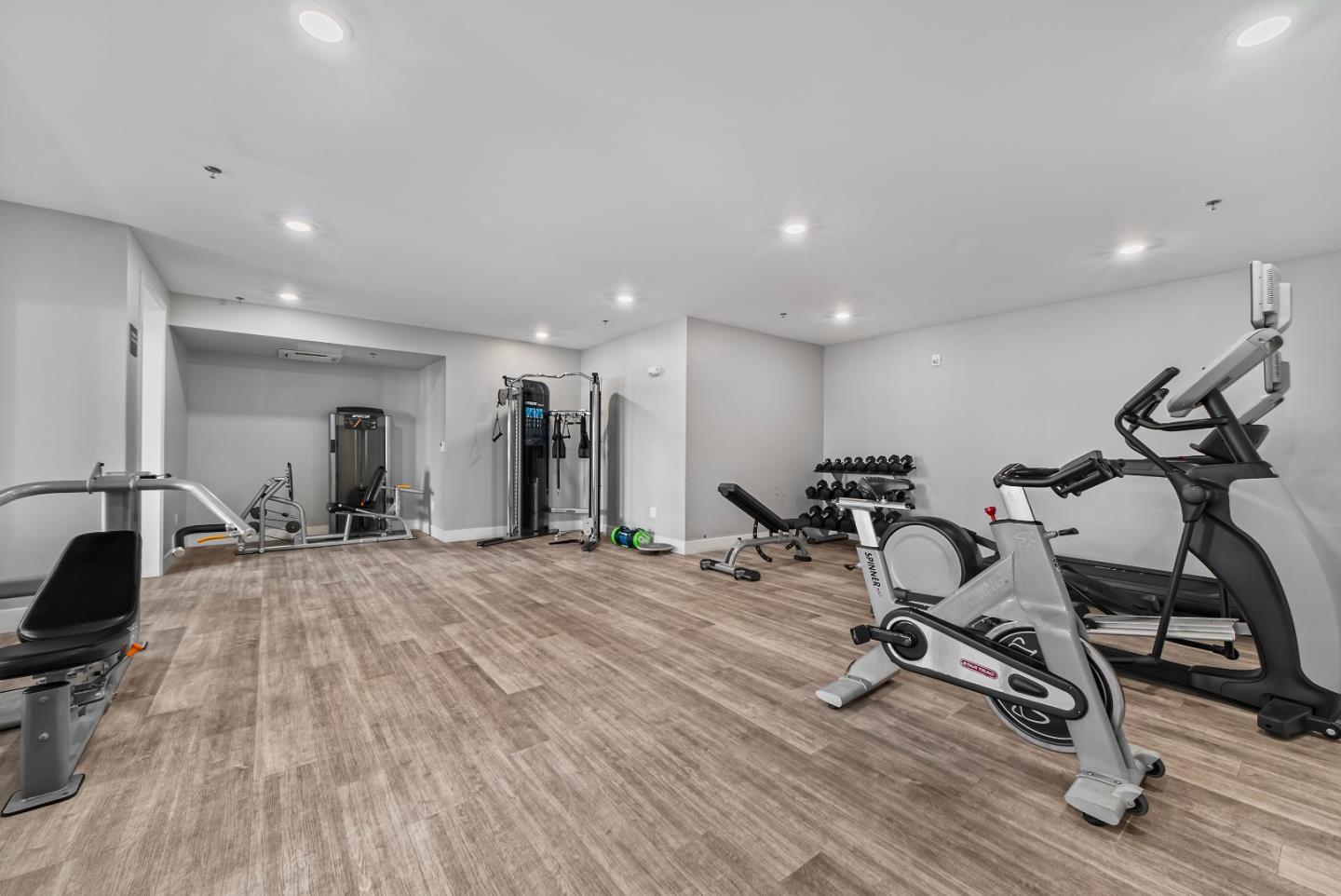 Detail Gallery Image 24 of 37 For 1048 Monroe Street #218,  Santa Clara,  CA 95050 - 1 Beds | 1 Baths