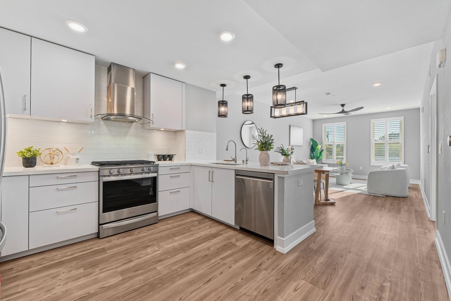 Detail Gallery Image 6 of 37 For 1048 Monroe Street #218,  Santa Clara,  CA 95050 - 1 Beds | 1 Baths