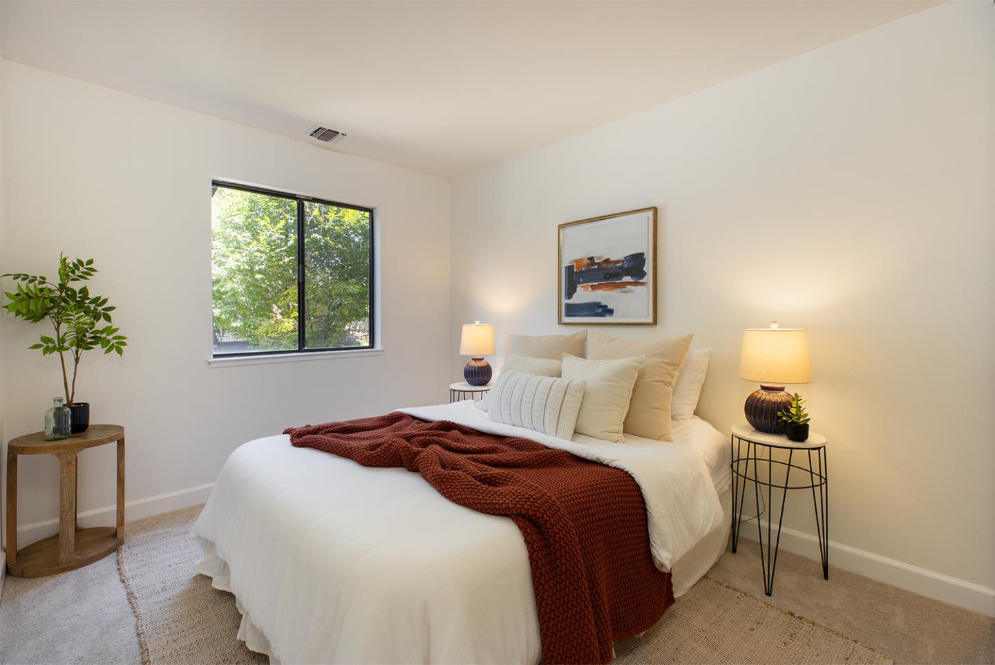 Detail Gallery Image 7 of 28 For 116 Shelter Lagoon Dr, Santa Cruz,  CA 95060 - 2 Beds | 1/1 Baths