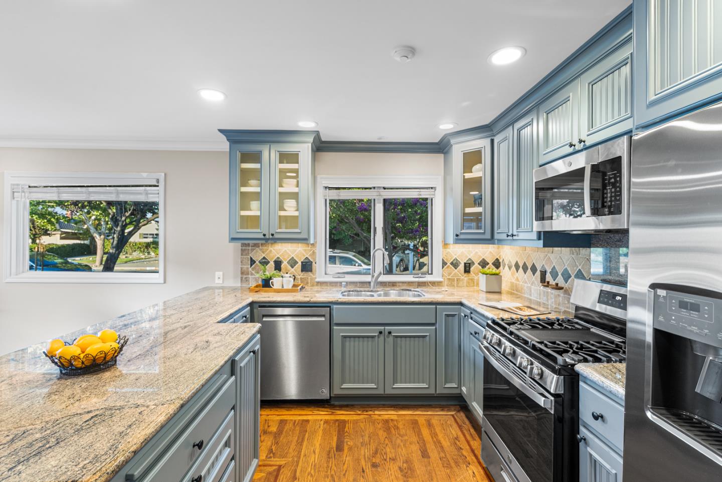 Detail Gallery Image 15 of 36 For 3131 Woodcrest Dr, San Jose,  CA 95118 - 3 Beds | 3 Baths