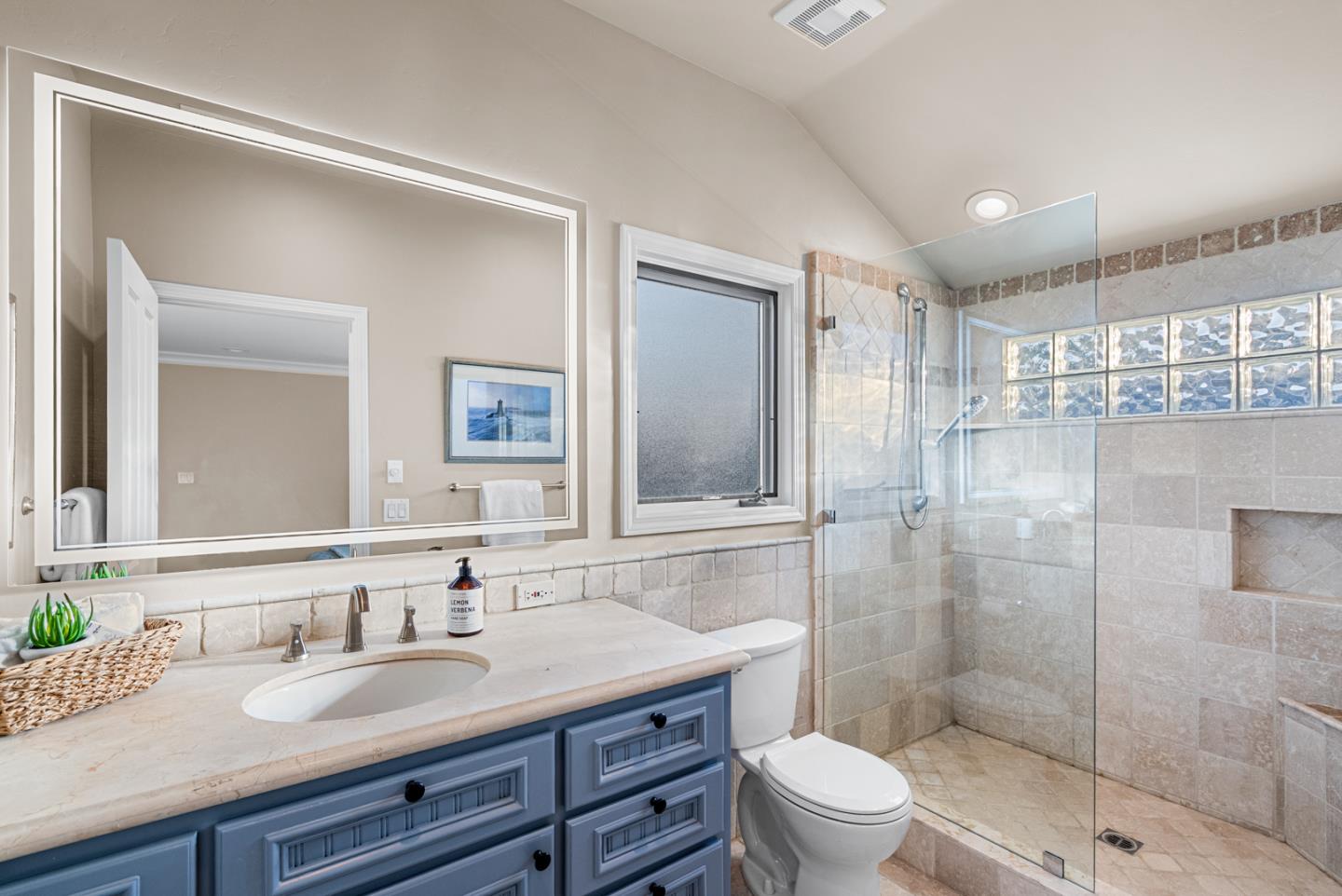Detail Gallery Image 20 of 36 For 3131 Woodcrest Dr, San Jose,  CA 95118 - 3 Beds | 3 Baths