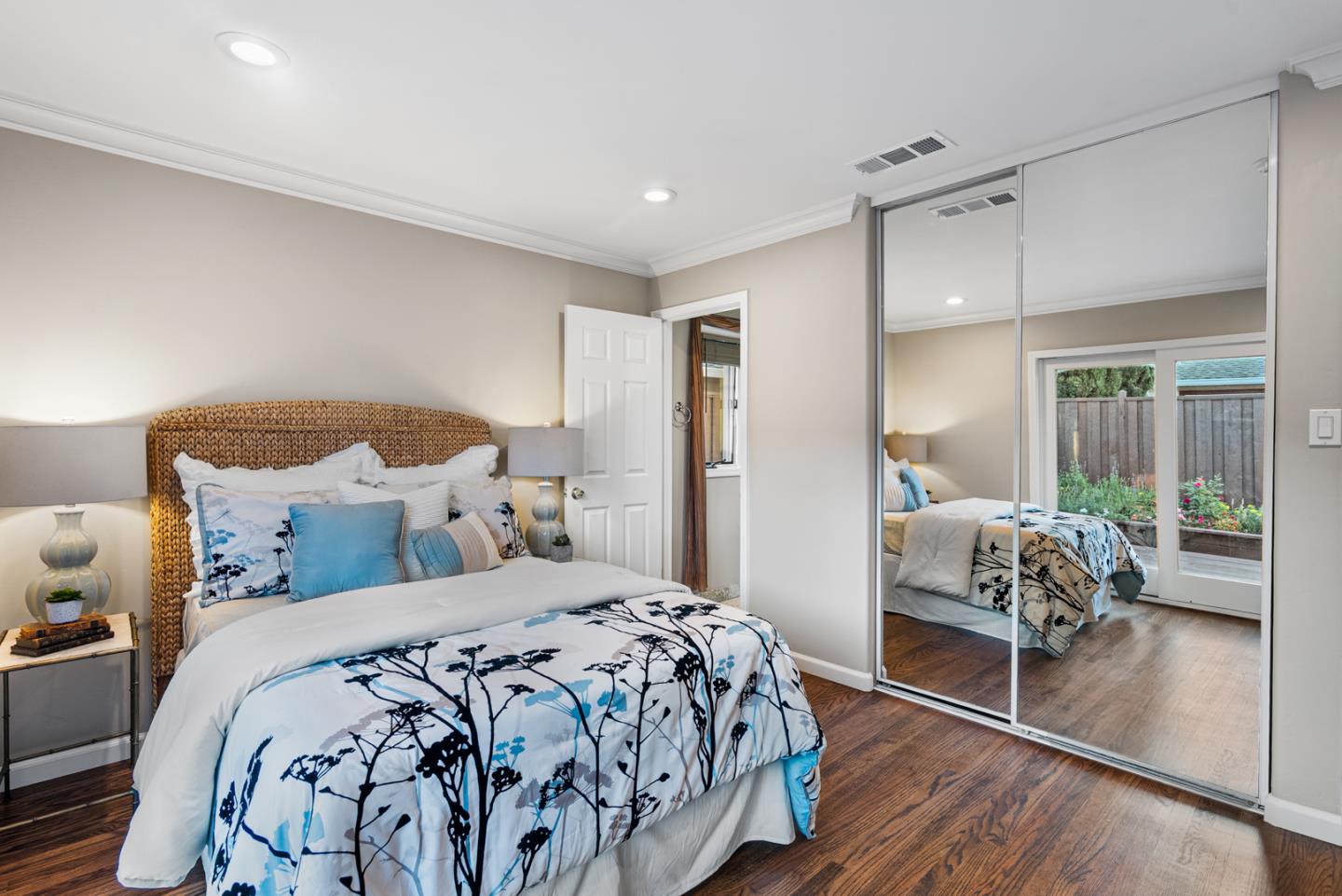 Detail Gallery Image 26 of 36 For 3131 Woodcrest Dr, San Jose,  CA 95118 - 3 Beds | 3 Baths