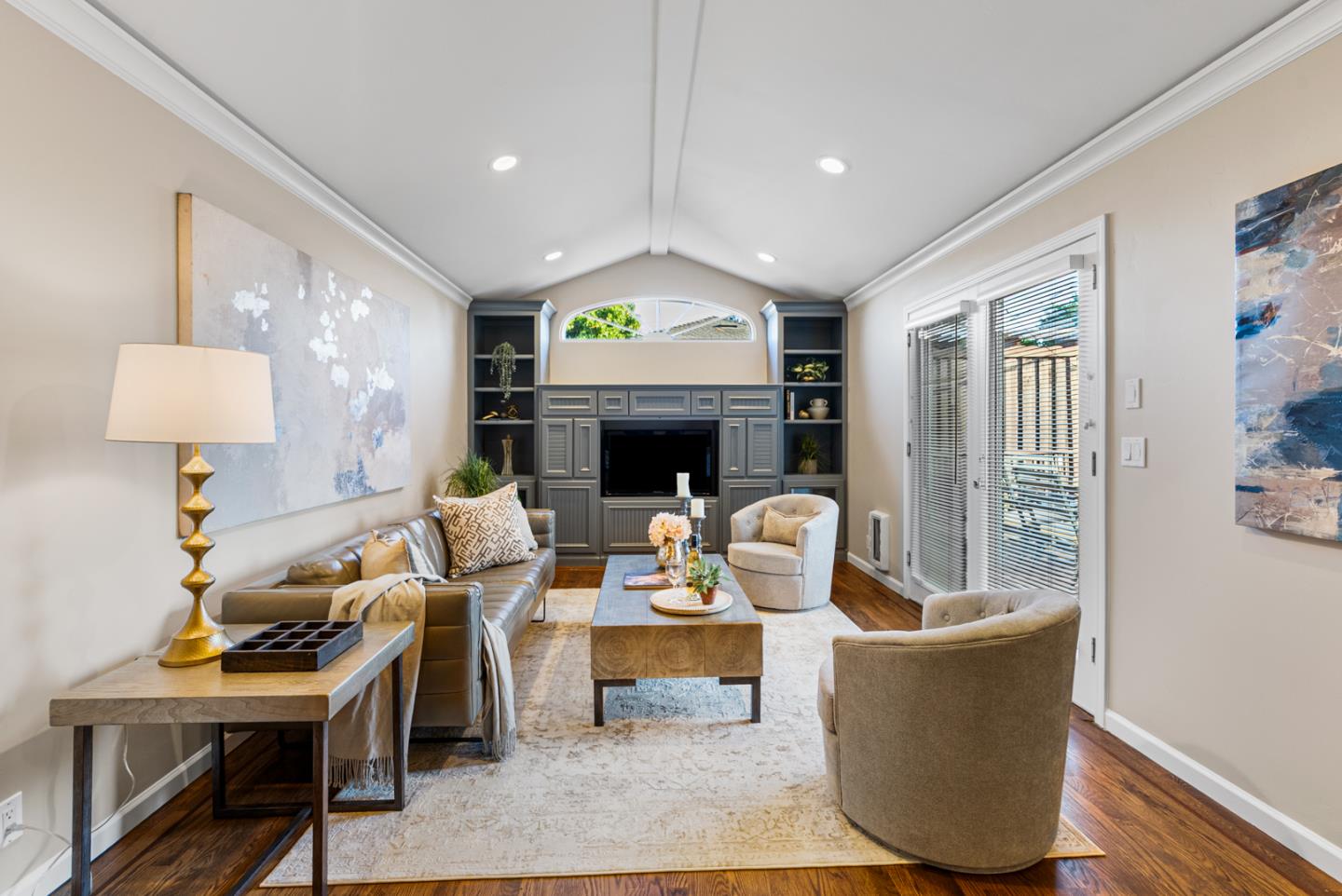Detail Gallery Image 8 of 36 For 3131 Woodcrest Dr, San Jose,  CA 95118 - 3 Beds | 3 Baths