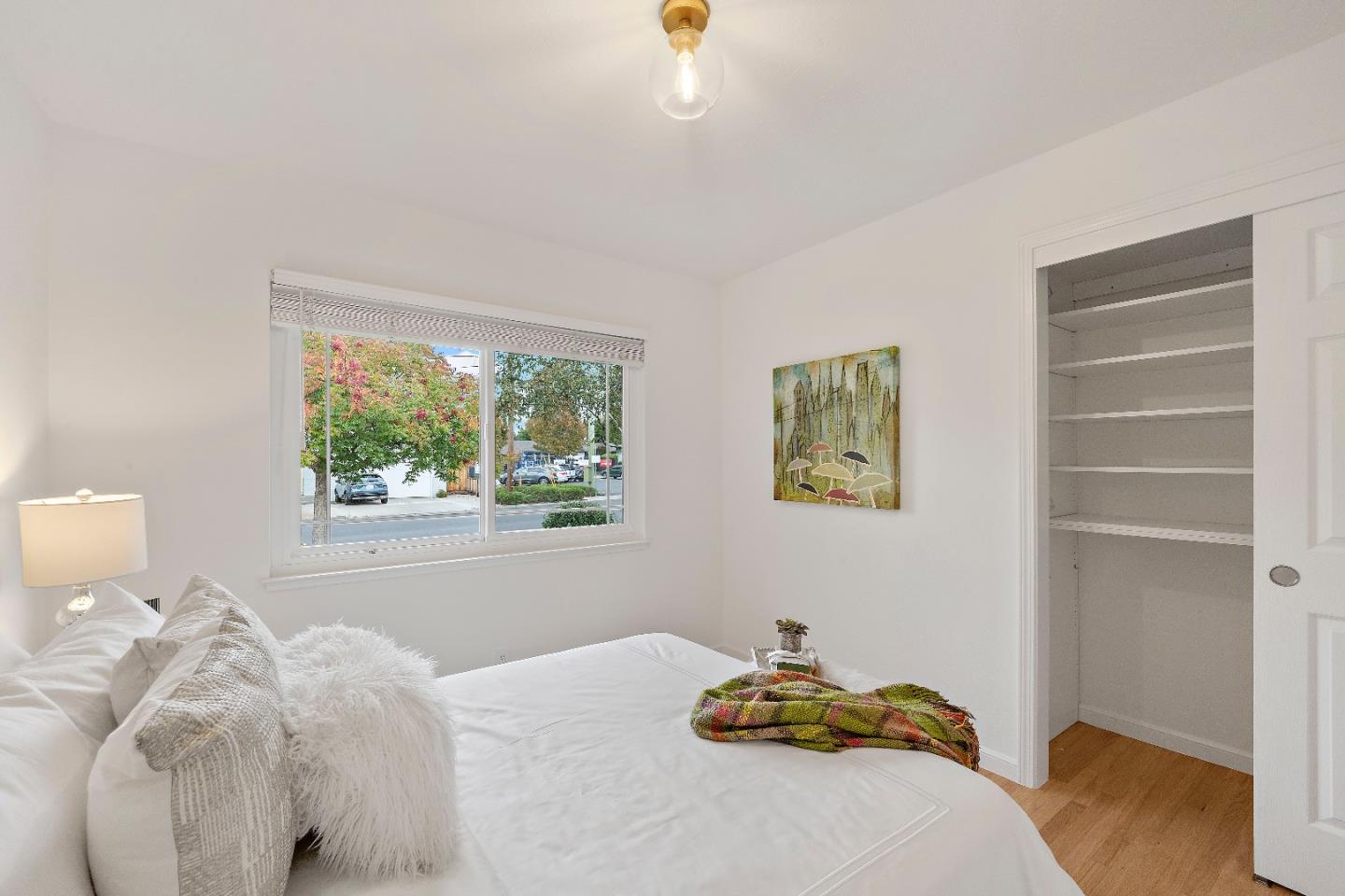 Detail Gallery Image 16 of 34 For 3825 Woodford Dr, San Jose,  CA 95124 - 4 Beds | 2 Baths