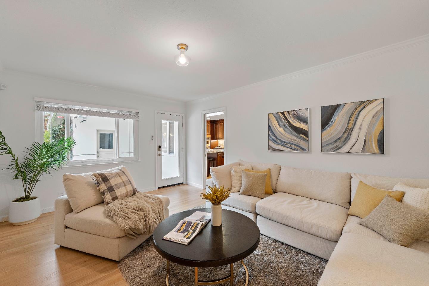 Detail Gallery Image 24 of 34 For 3825 Woodford Dr, San Jose,  CA 95124 - 4 Beds | 2 Baths