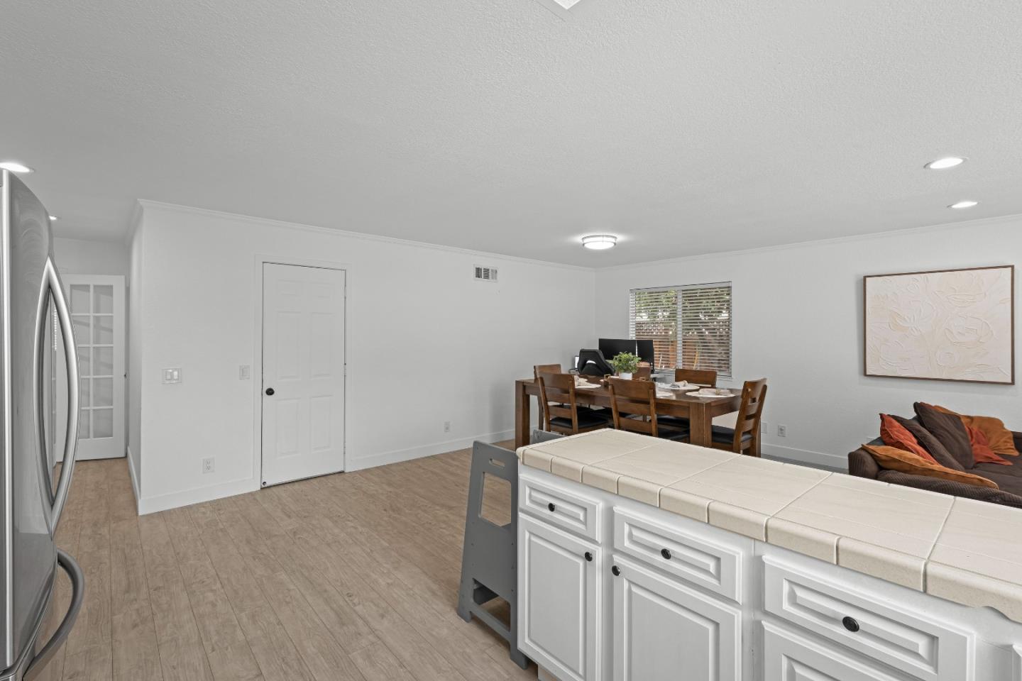 Detail Gallery Image 17 of 60 For 7210 Yorktown Dr, Gilroy,  CA 95020 - 4 Beds | 2 Baths