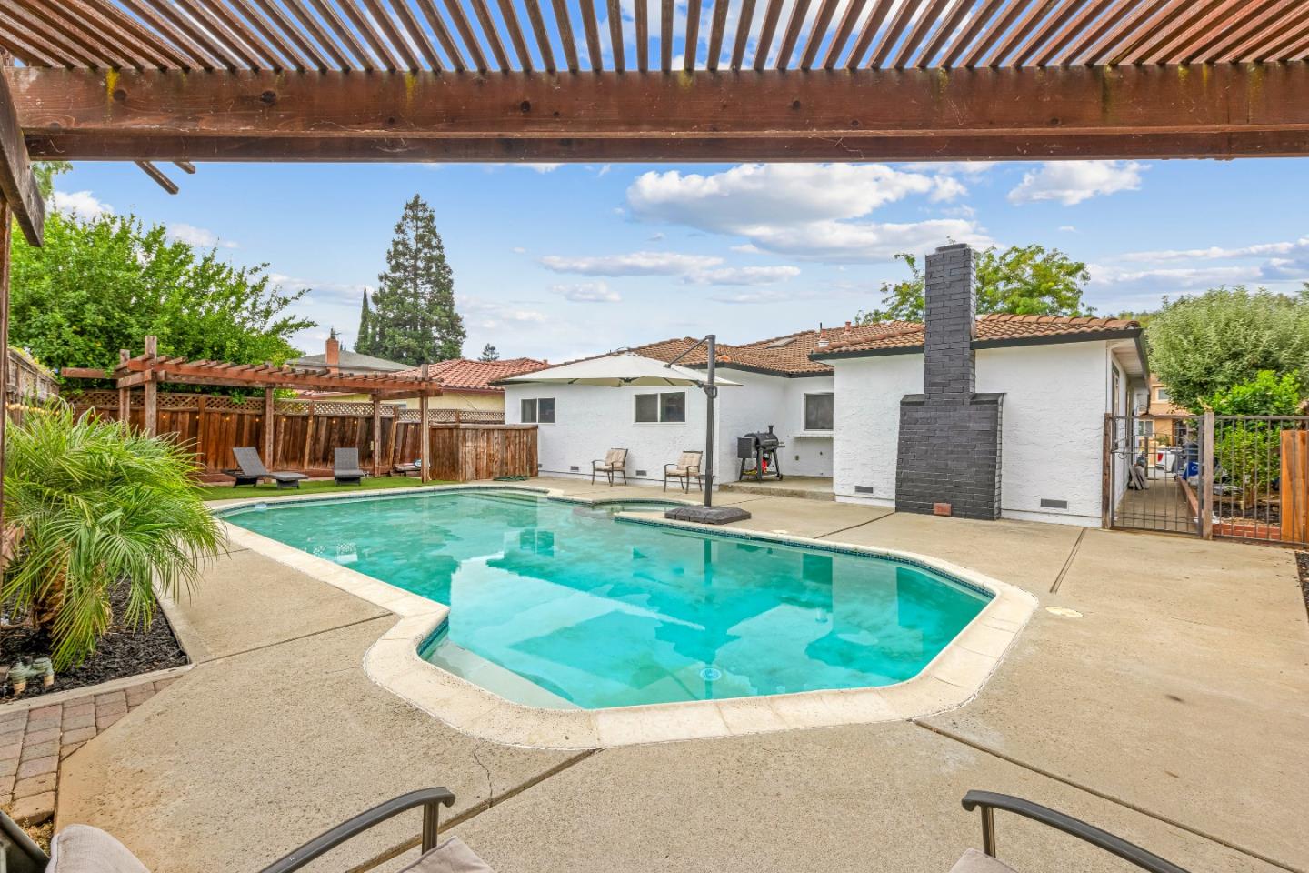 Detail Gallery Image 49 of 60 For 7210 Yorktown Dr, Gilroy,  CA 95020 - 4 Beds | 2 Baths