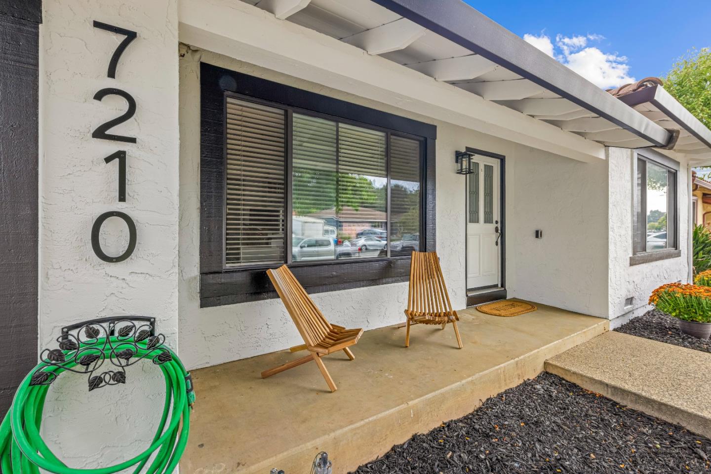 Detail Gallery Image 6 of 60 For 7210 Yorktown Dr, Gilroy,  CA 95020 - 4 Beds | 2 Baths
