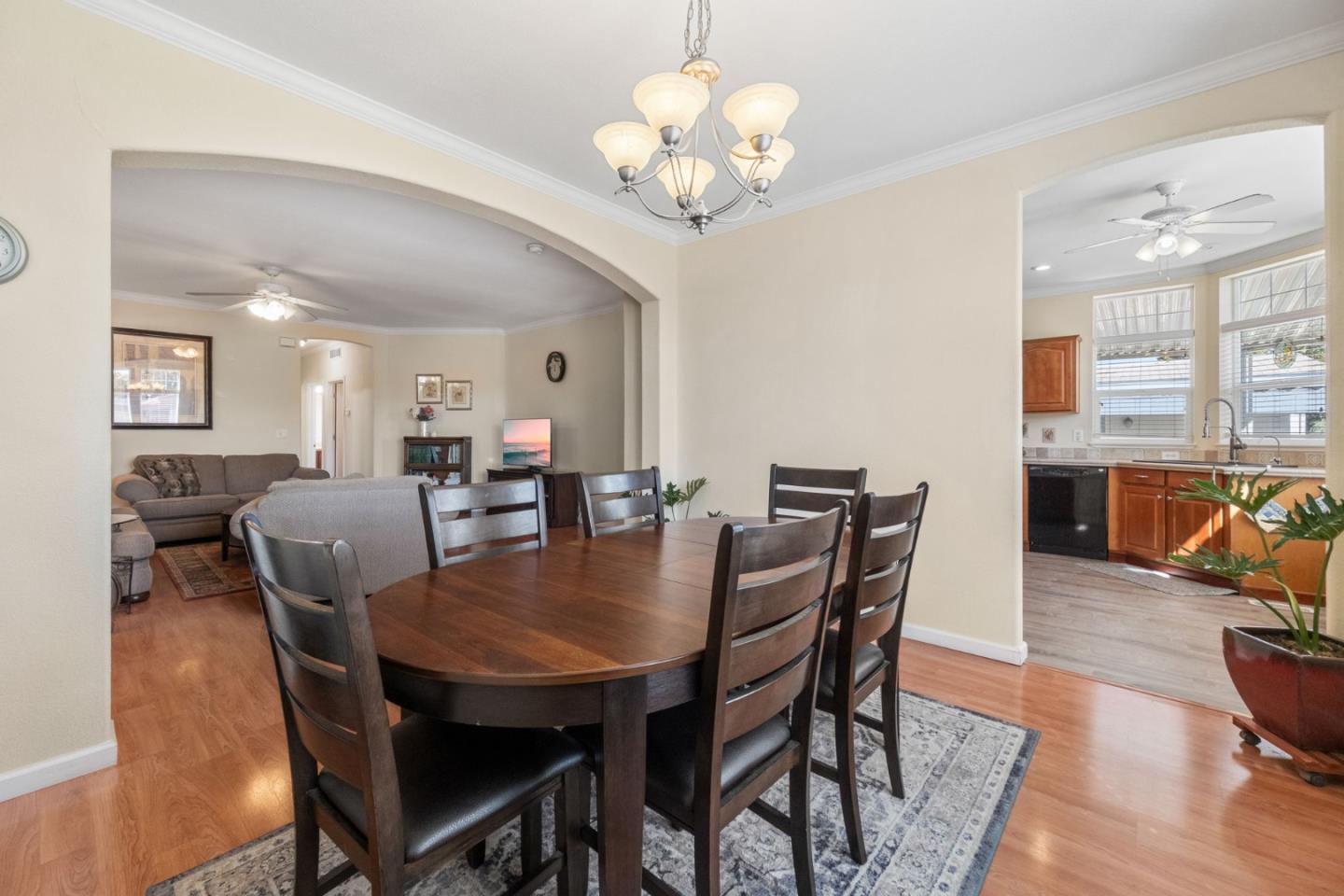 Detail Gallery Image 9 of 31 For 1050 Borregas Ave #92,  Sunnyvale,  CA 94089 - 3 Beds | 2 Baths