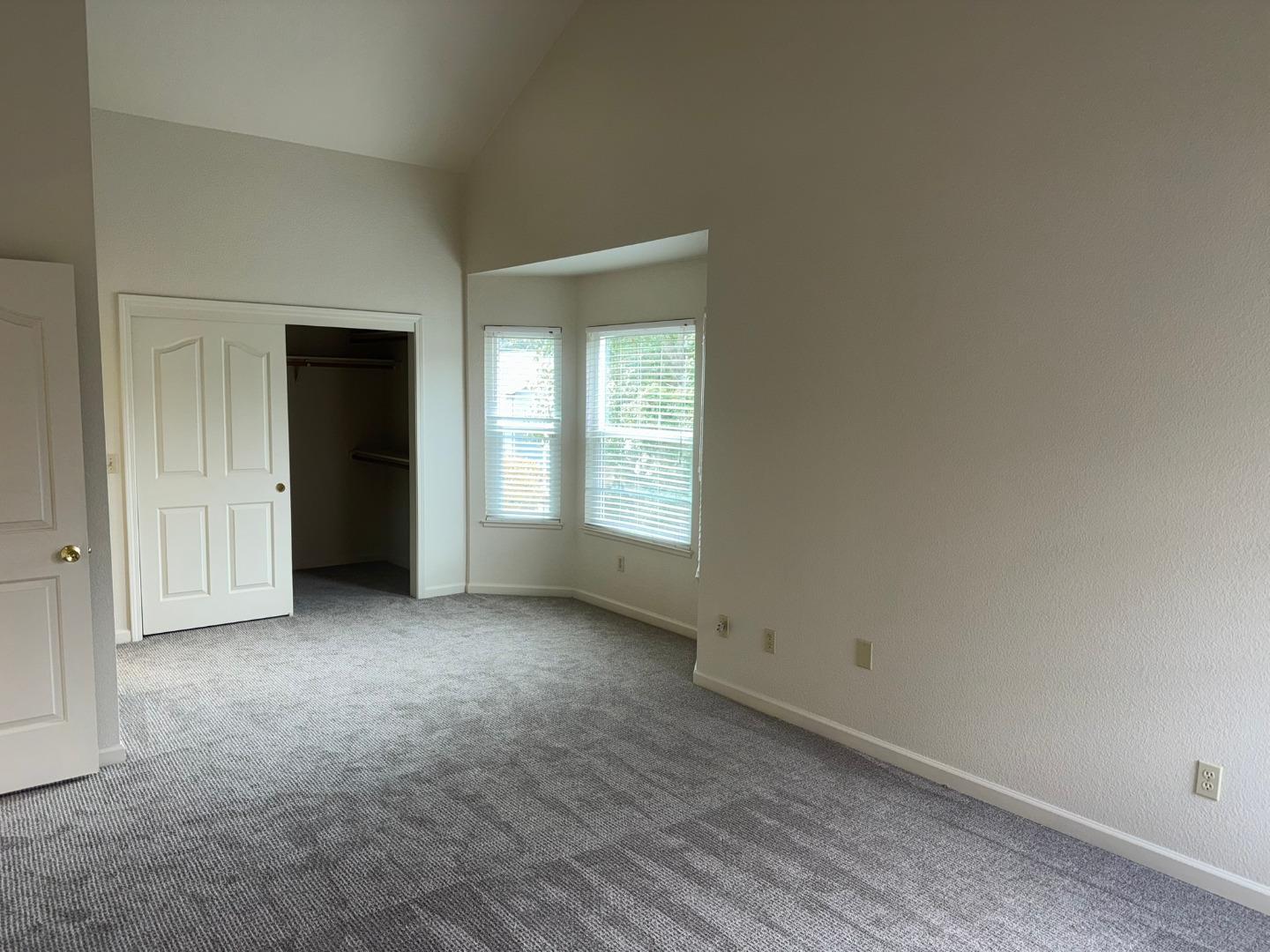 Detail Gallery Image 20 of 32 For 794 Danbury St, Salinas,  CA 93906 - 4 Beds | 2/1 Baths