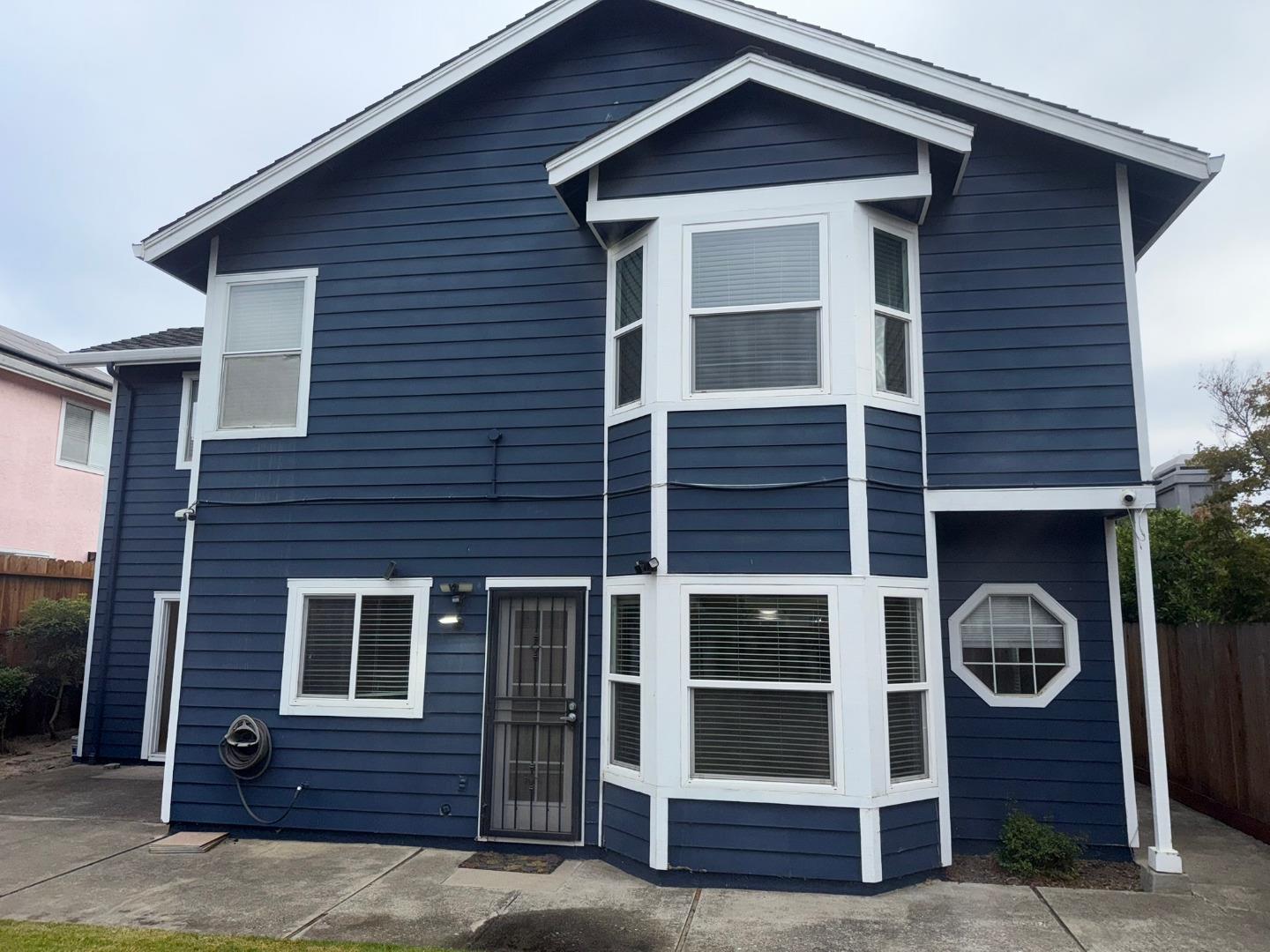 Detail Gallery Image 32 of 32 For 794 Danbury St, Salinas,  CA 93906 - 4 Beds | 2/1 Baths