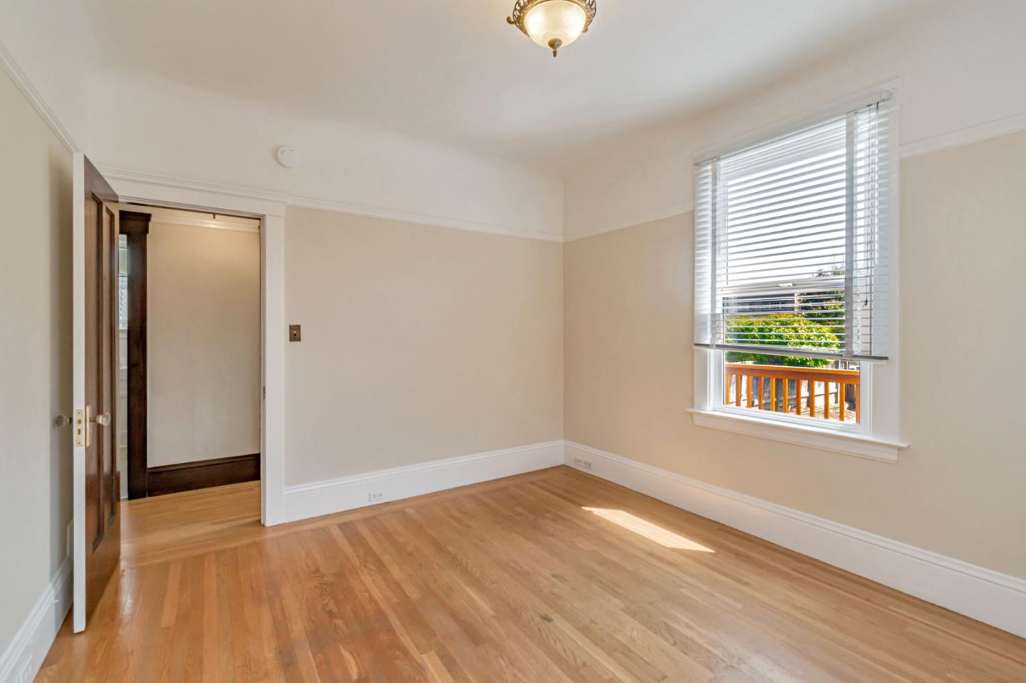 Detail Gallery Image 18 of 33 For 2356 33rd Ave, San Francisco,  CA 94116 - 2 Beds | 2 Baths