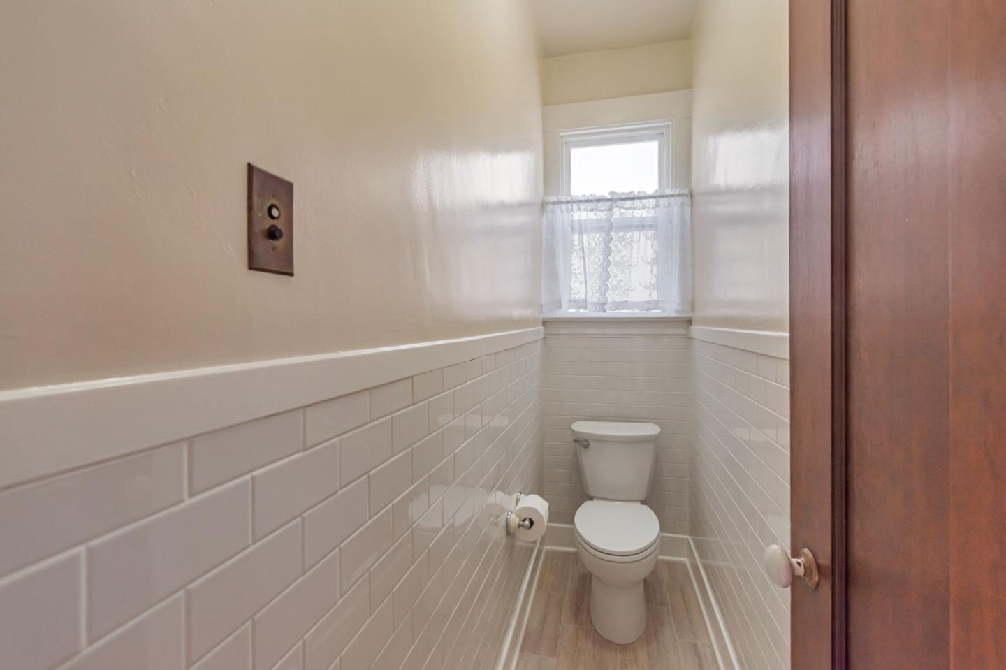 Detail Gallery Image 20 of 33 For 2356 33rd Ave, San Francisco,  CA 94116 - 2 Beds | 2 Baths