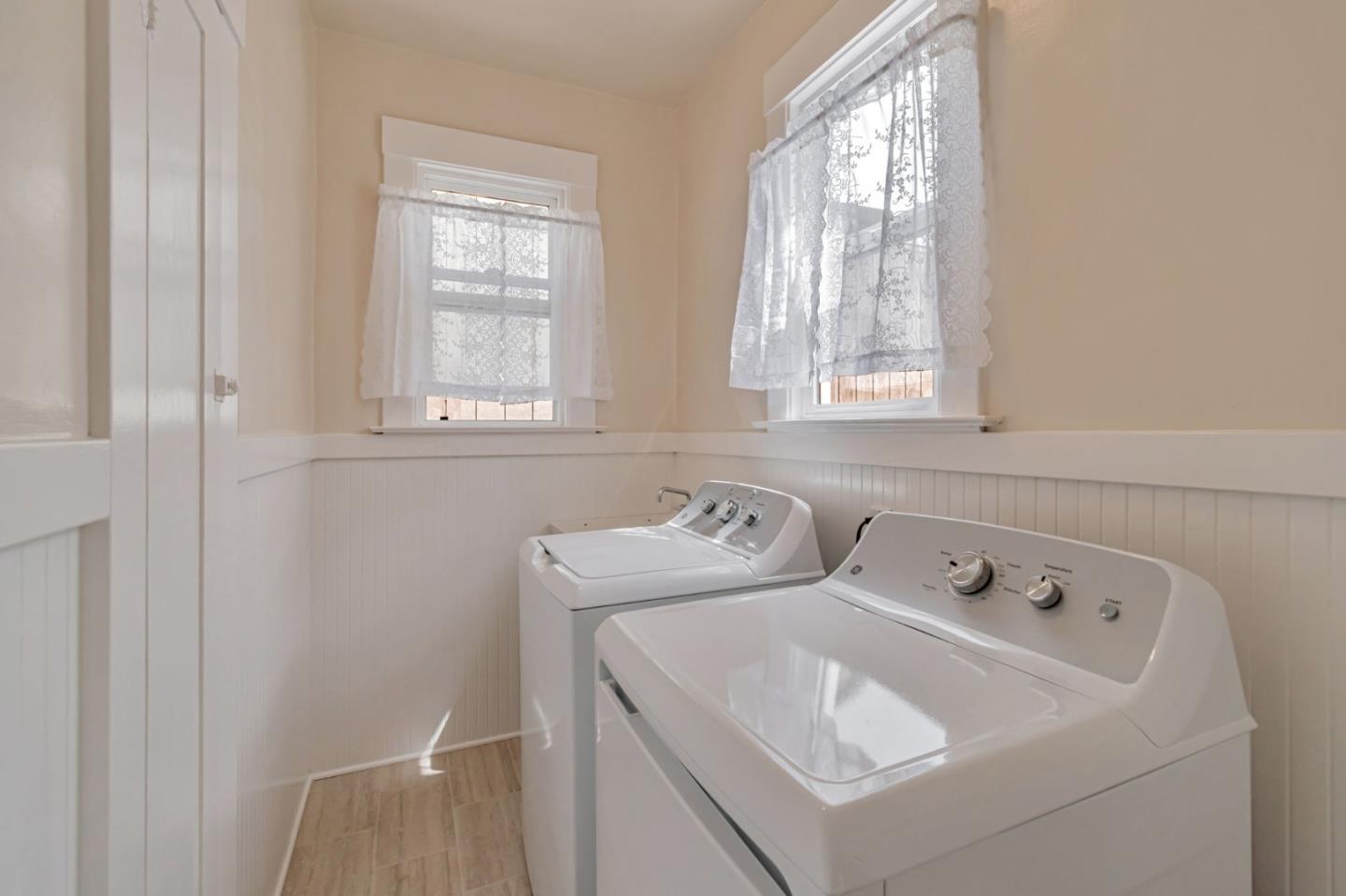 Detail Gallery Image 22 of 33 For 2356 33rd Ave, San Francisco,  CA 94116 - 2 Beds | 2 Baths