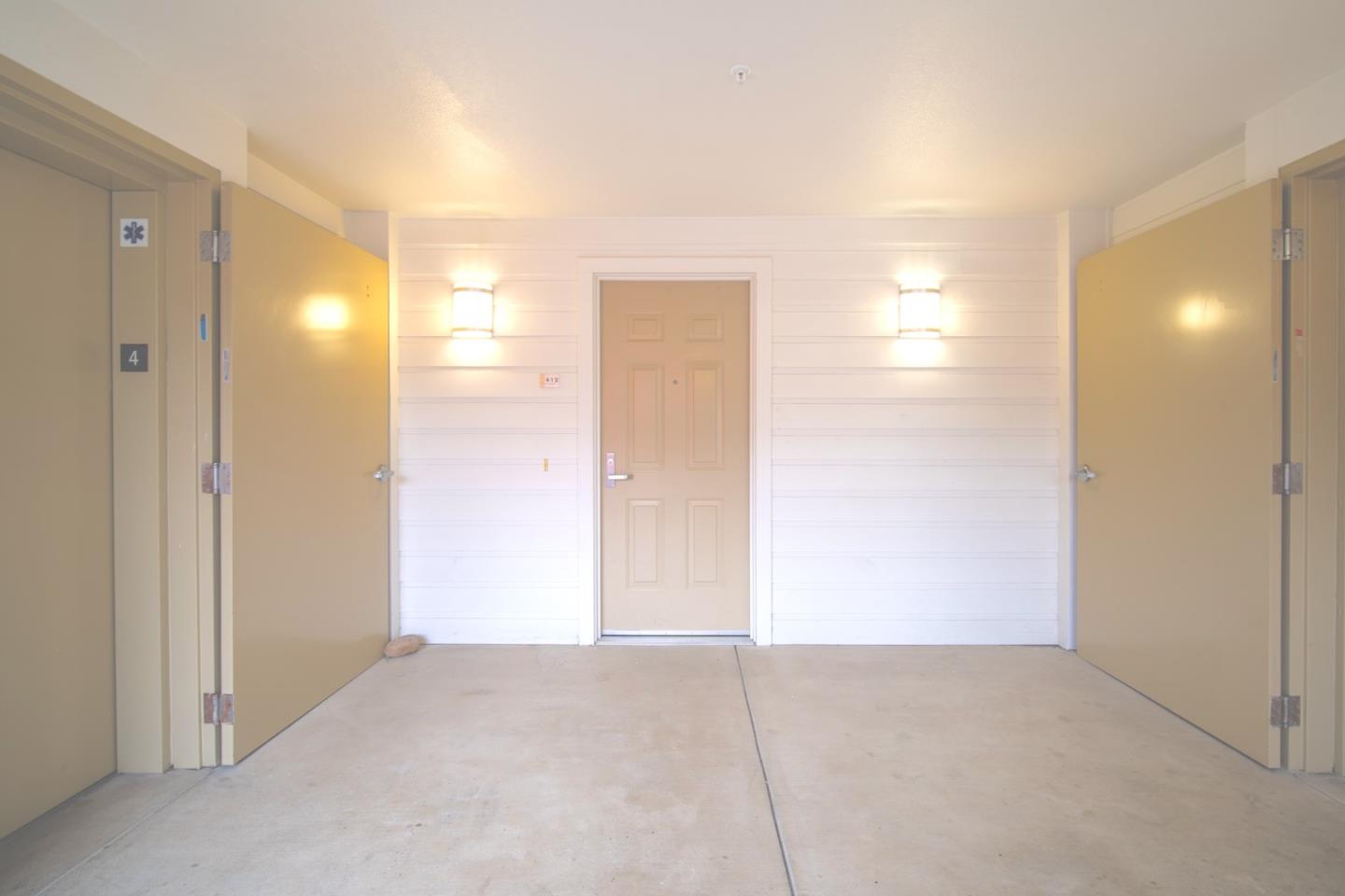 Detail Gallery Image 3 of 33 For 8200 Oceanview Ter #412,  San Francisco,  CA 94132 - 1 Beds | 1 Baths
