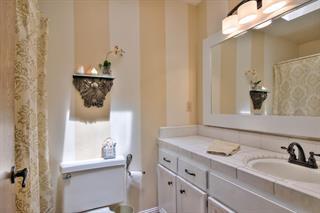 Detail Gallery Image 27 of 49 For 17280 Tamara Ln, Royal Oaks,  CA 95076 - 5 Beds | 4 Baths