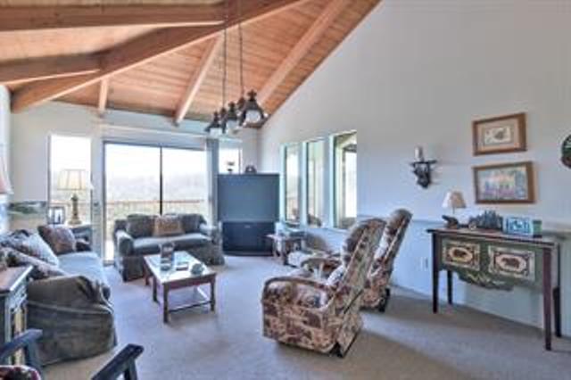 Detail Gallery Image 33 of 49 For 17280 Tamara Ln, Royal Oaks,  CA 95076 - 5 Beds | 4 Baths