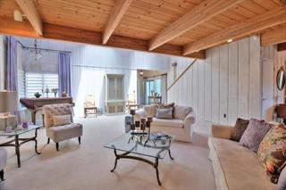 Detail Gallery Image 5 of 49 For 17280 Tamara Ln, Royal Oaks,  CA 95076 - 5 Beds | 4 Baths