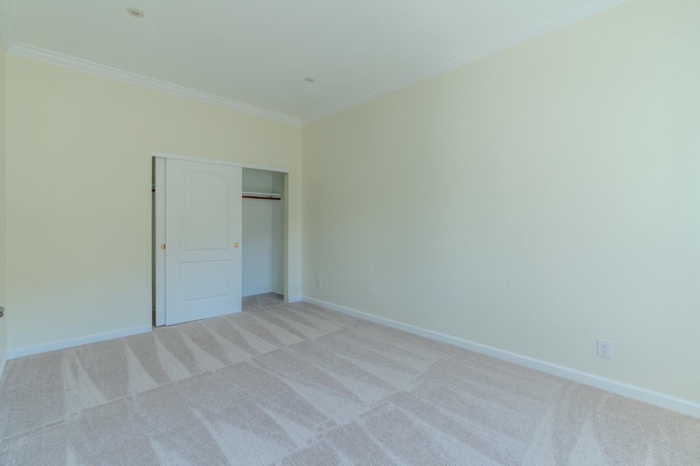 Detail Gallery Image 11 of 19 For 369 Pacific Ave, Pacifica,  CA 94044 - 2 Beds | 1 Baths