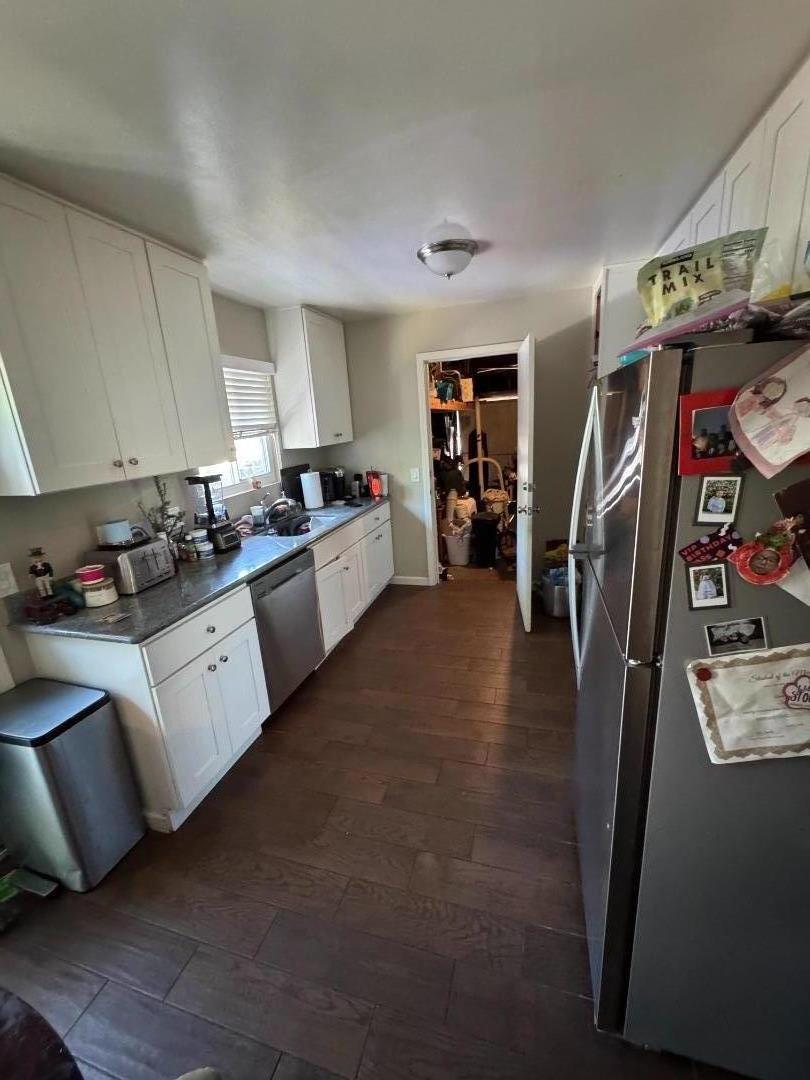 Detail Gallery Image 6 of 8 For 934 7th Ave, Redwood City,  CA 94063 - – Beds | – Baths