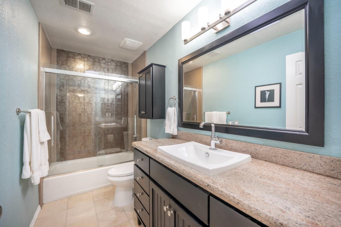 Detail Gallery Image 23 of 39 For 815 Oak Park Dr, Morgan Hill,  CA 95037 - 4 Beds | 2/1 Baths