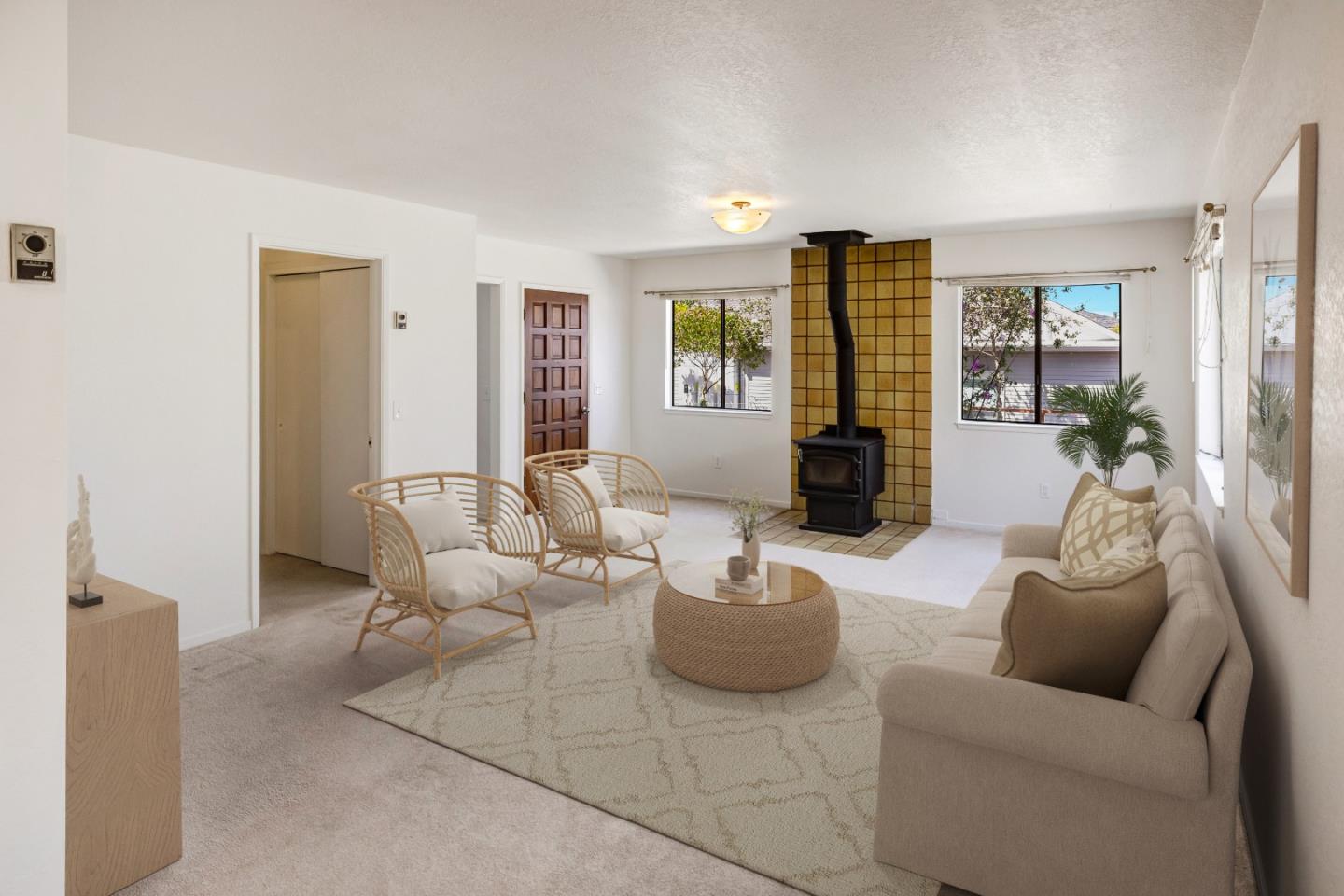 Detail Gallery Image 10 of 39 For 213 15th St, Pacific Grove,  CA 93950 - 3 Beds | 1/1 Baths