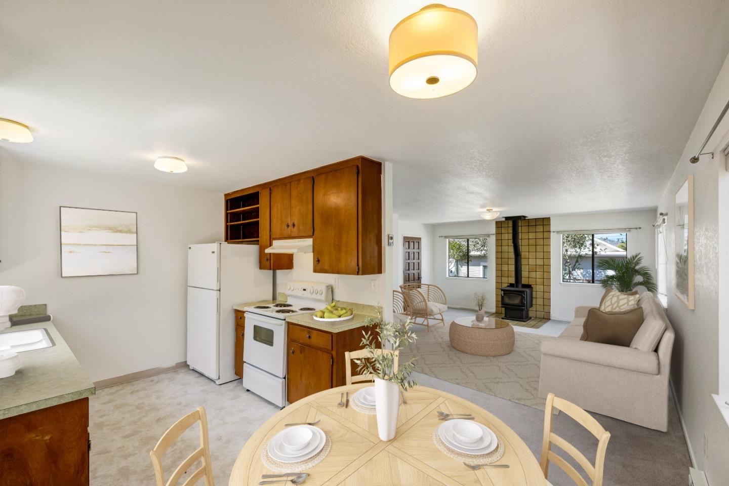 Detail Gallery Image 13 of 39 For 213 15th St, Pacific Grove,  CA 93950 - 3 Beds | 1/1 Baths