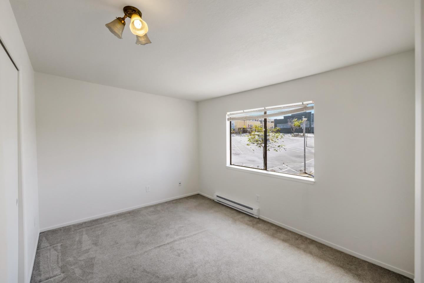 Detail Gallery Image 15 of 39 For 213 15th St, Pacific Grove,  CA 93950 - 3 Beds | 1/1 Baths