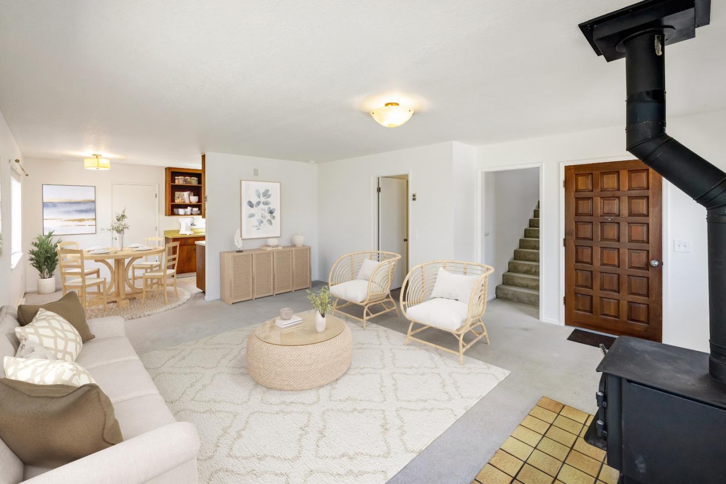 Detail Gallery Image 8 of 39 For 213 15th St, Pacific Grove,  CA 93950 - 3 Beds | 1/1 Baths