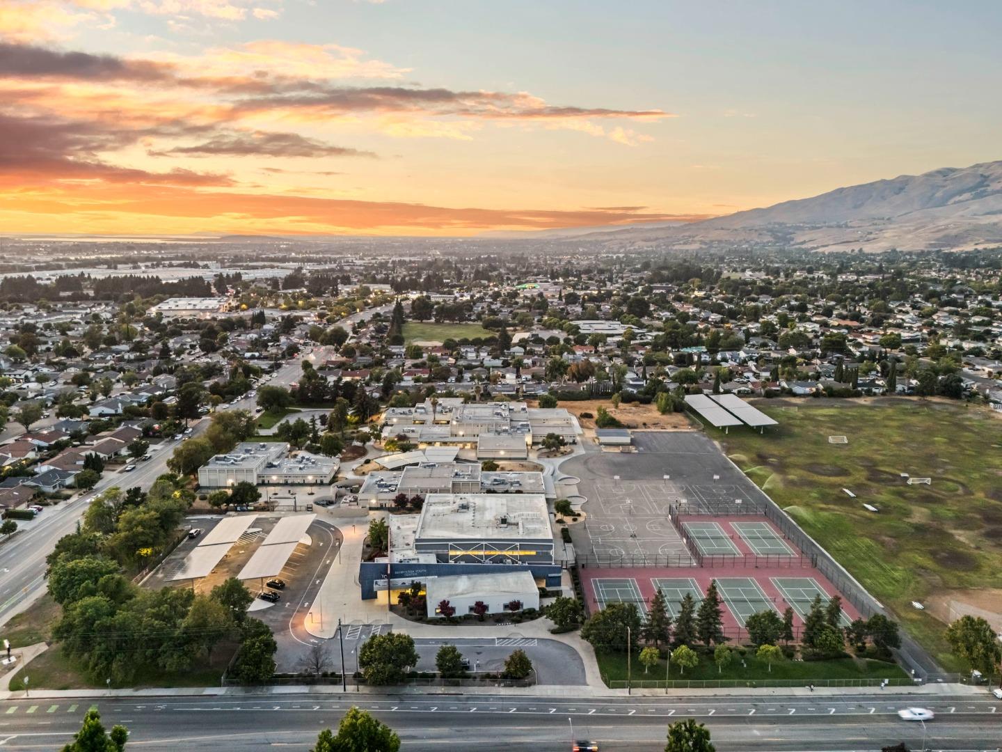 Detail Gallery Image 70 of 71 For 3108 Kermath Dr, San Jose,  CA 95132 - 3 Beds | 2 Baths
