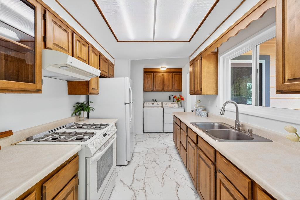 Detail Gallery Image 17 of 54 For 425 Eagle Rd, Scotts Valley,  CA 95066 - 3 Beds | 2 Baths