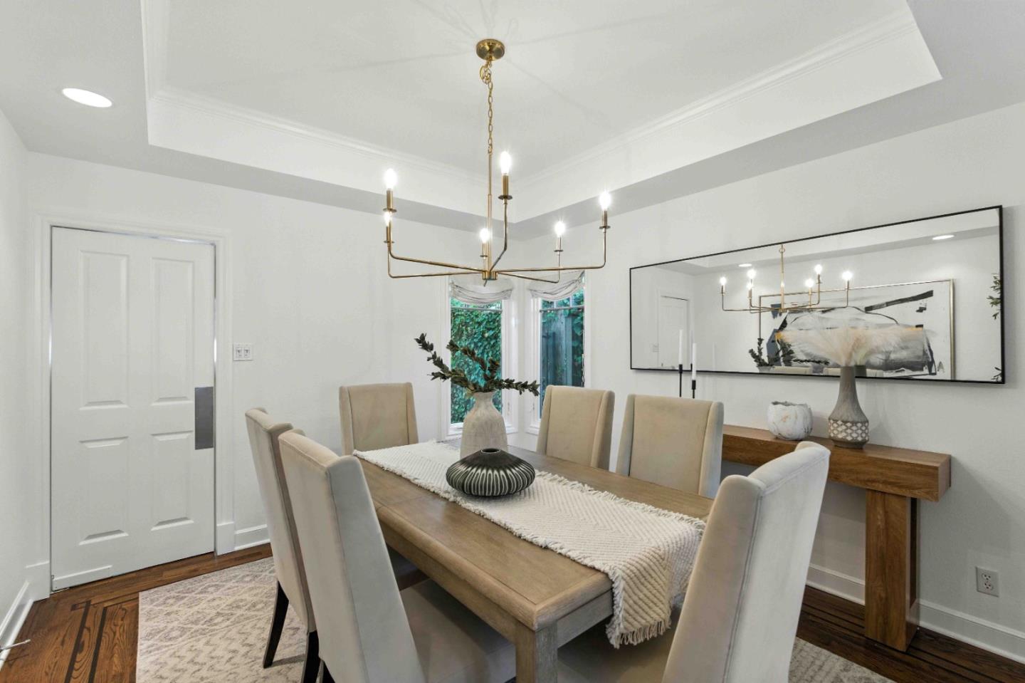 Detail Gallery Image 20 of 55 For 2235 Carmelita Dr, San Carlos,  CA 94070 - 4 Beds | 3/1 Baths