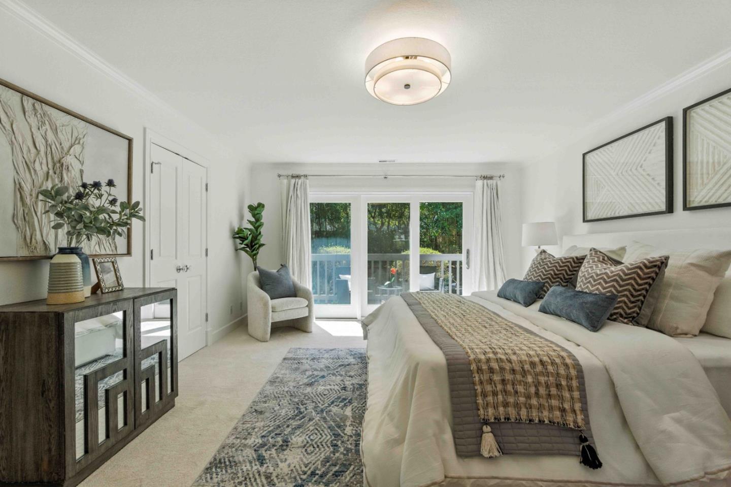 Detail Gallery Image 24 of 55 For 2235 Carmelita Dr, San Carlos,  CA 94070 - 4 Beds | 3/1 Baths