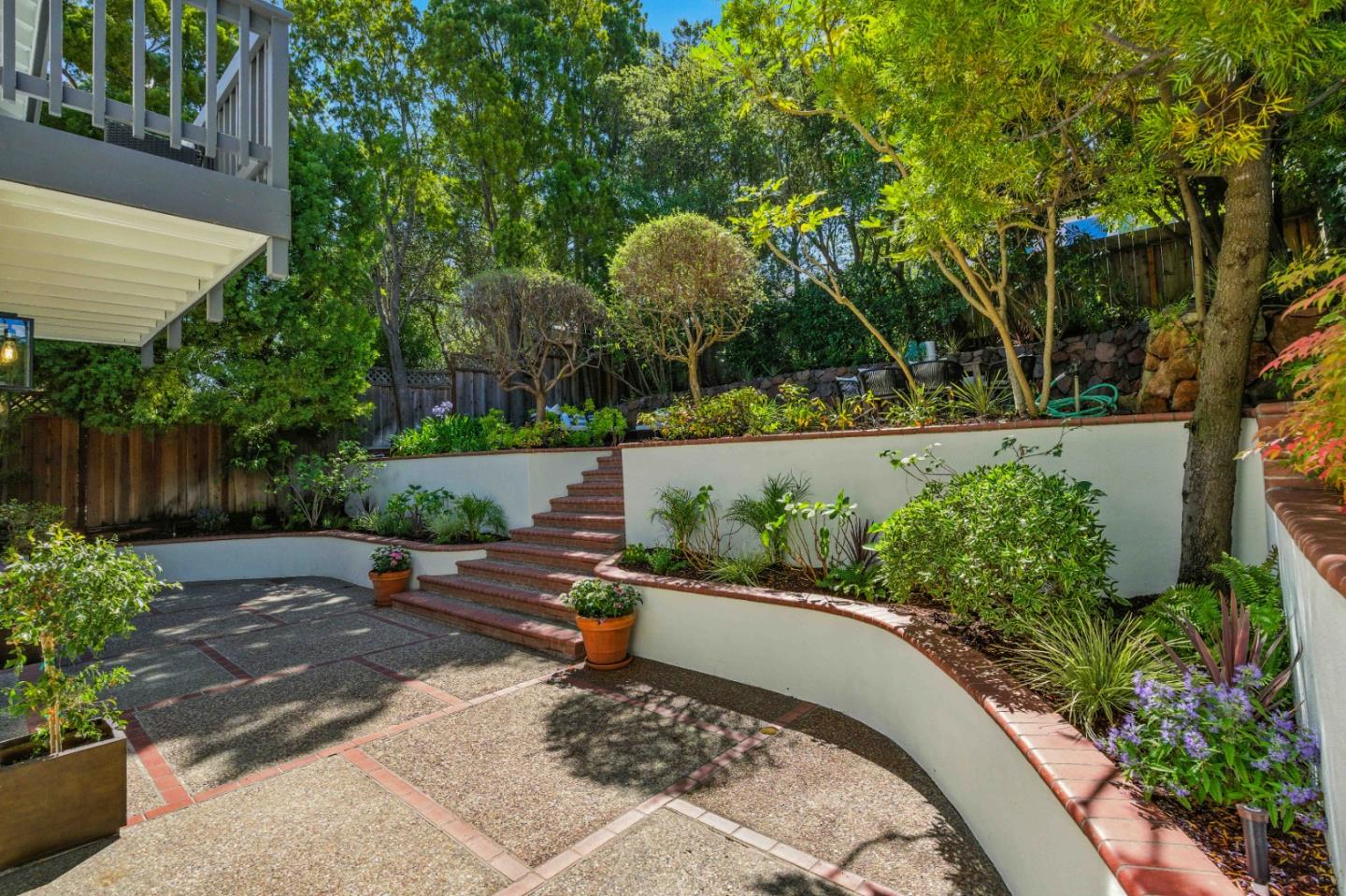 Detail Gallery Image 29 of 55 For 2235 Carmelita Dr, San Carlos,  CA 94070 - 4 Beds | 3/1 Baths