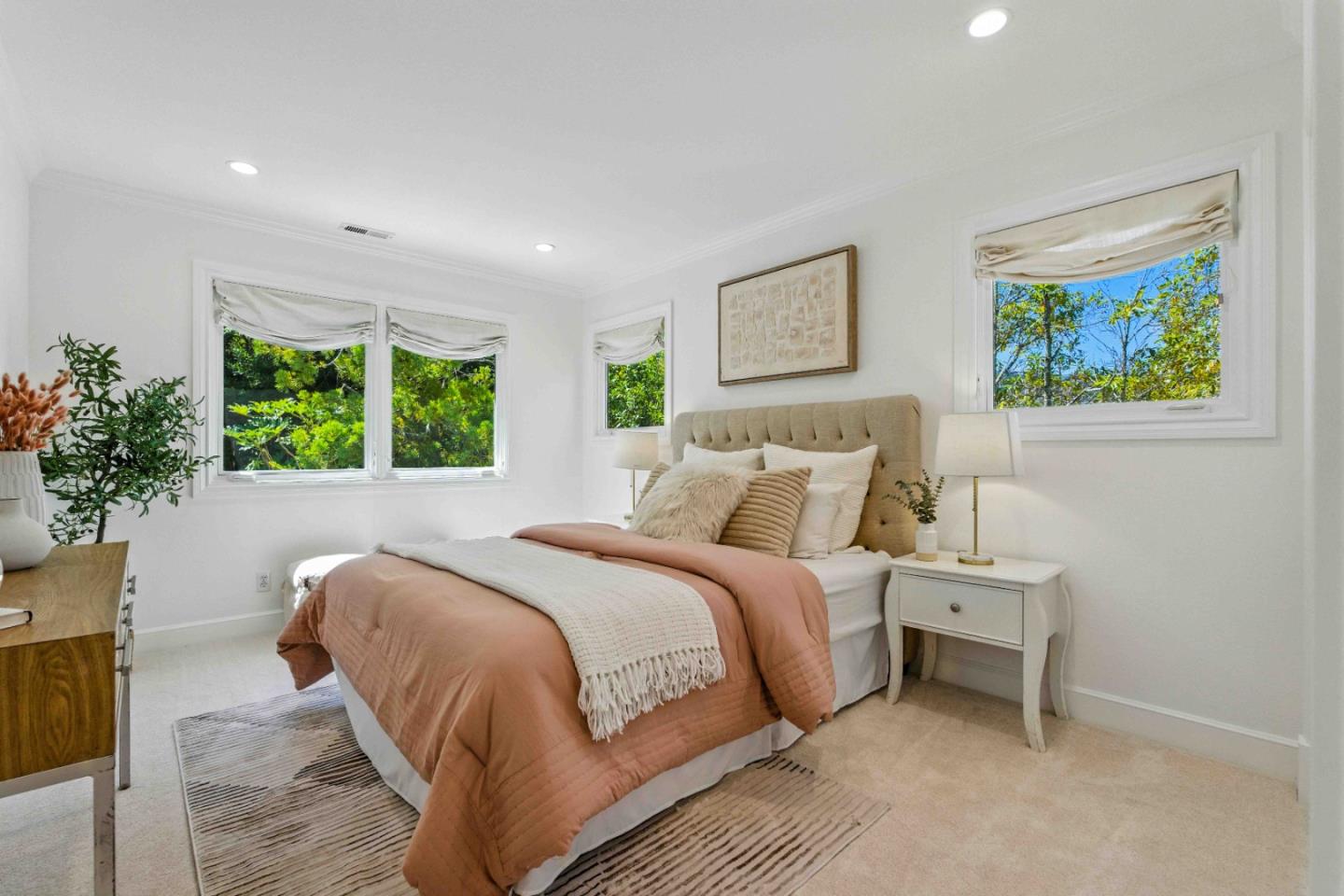 Detail Gallery Image 35 of 55 For 2235 Carmelita Dr, San Carlos,  CA 94070 - 4 Beds | 3/1 Baths
