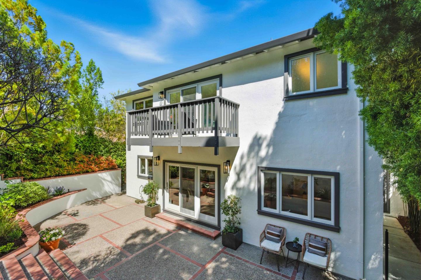 Detail Gallery Image 49 of 55 For 2235 Carmelita Dr, San Carlos,  CA 94070 - 4 Beds | 3/1 Baths