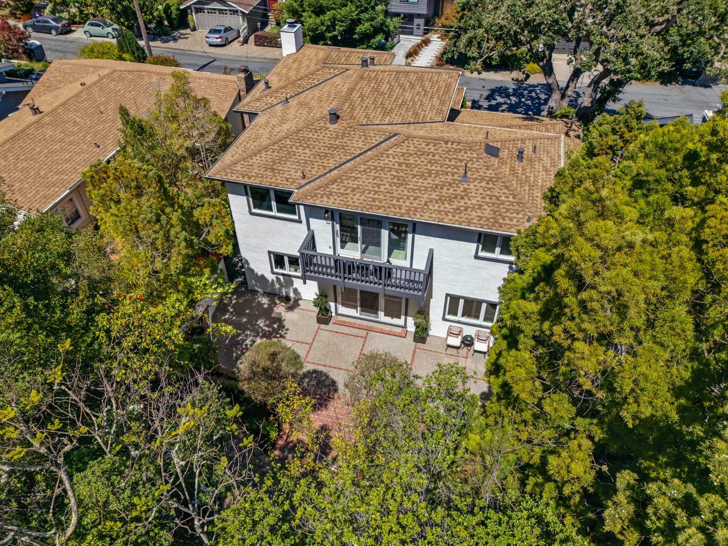 Detail Gallery Image 52 of 55 For 2235 Carmelita Dr, San Carlos,  CA 94070 - 4 Beds | 3/1 Baths