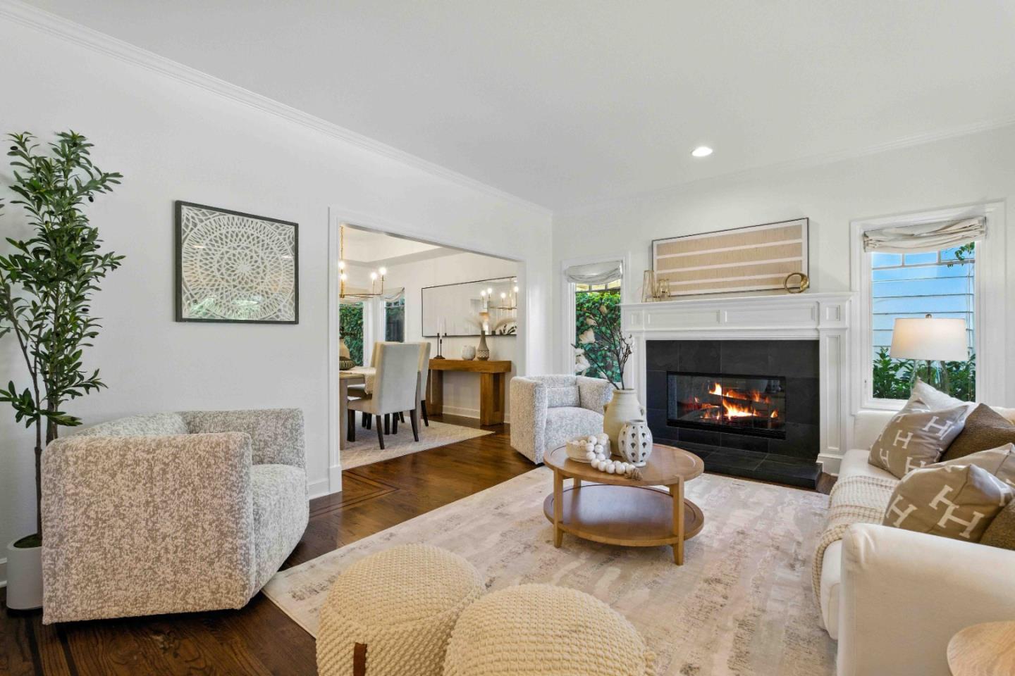 Detail Gallery Image 7 of 55 For 2235 Carmelita Dr, San Carlos,  CA 94070 - 4 Beds | 3/1 Baths