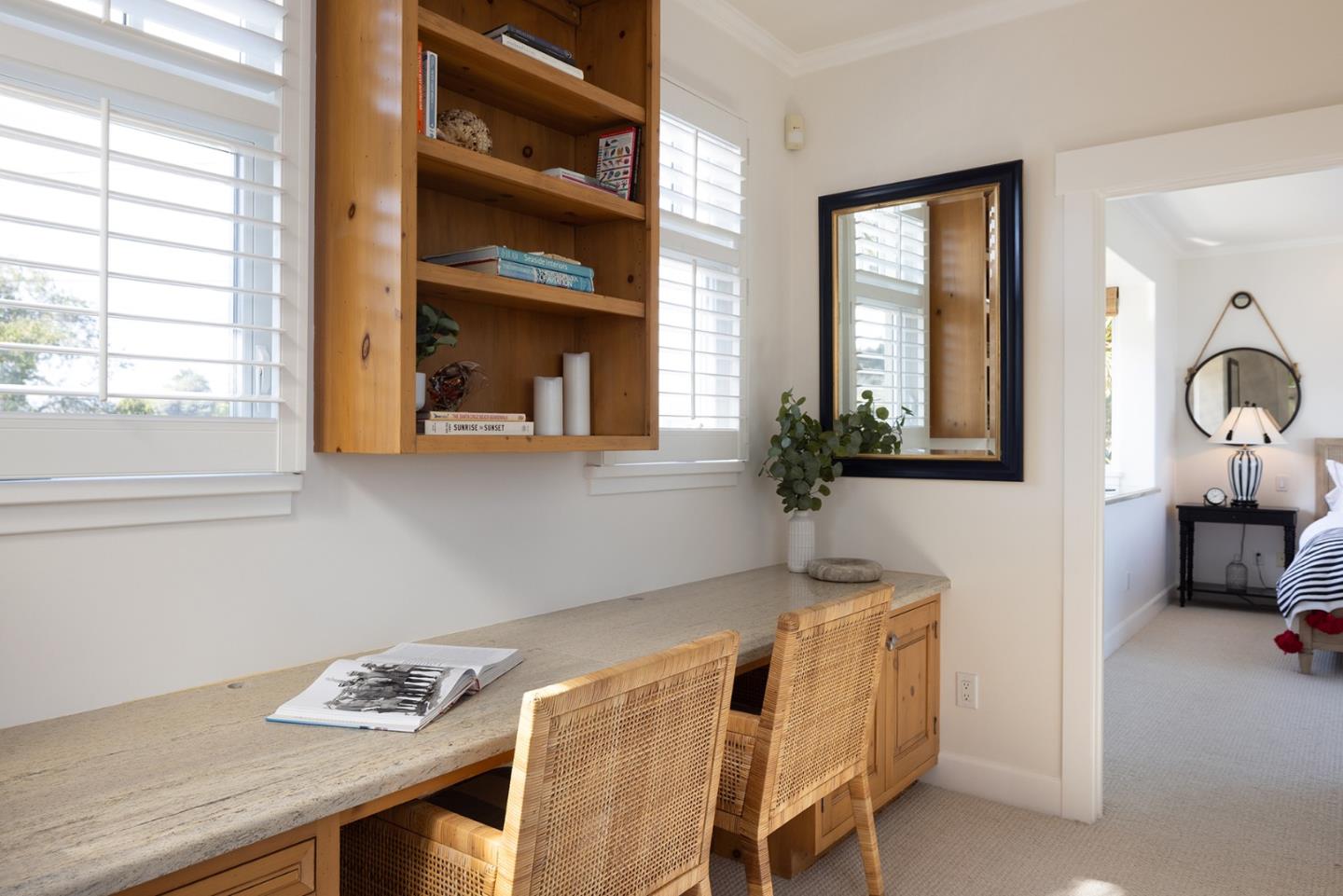 Detail Gallery Image 14 of 32 For 4840 Cliff Dr, Capitola,  CA 95010 - 2 Beds | 2 Baths