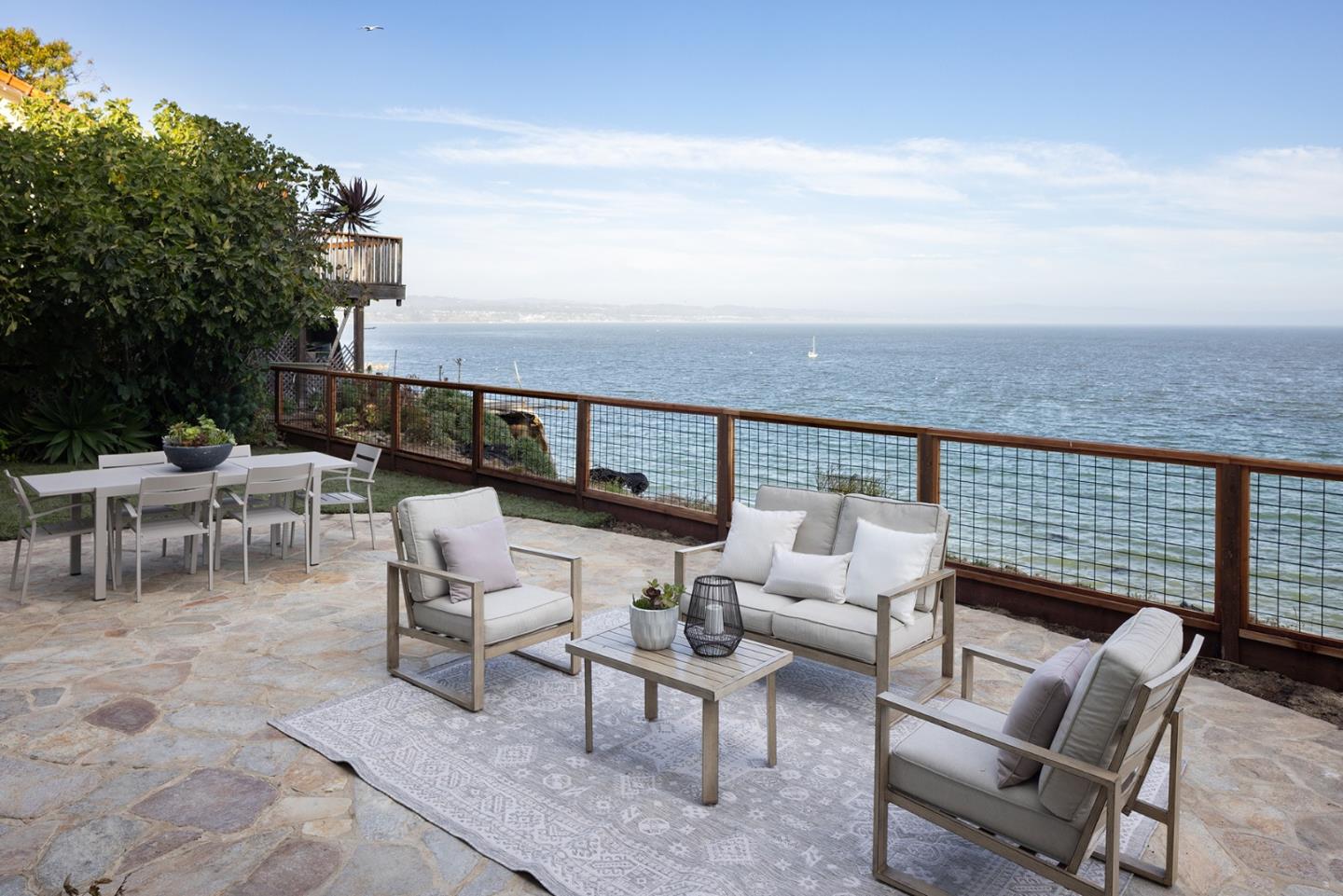 Detail Gallery Image 24 of 32 For 4840 Cliff Dr, Capitola,  CA 95010 - 2 Beds | 2 Baths