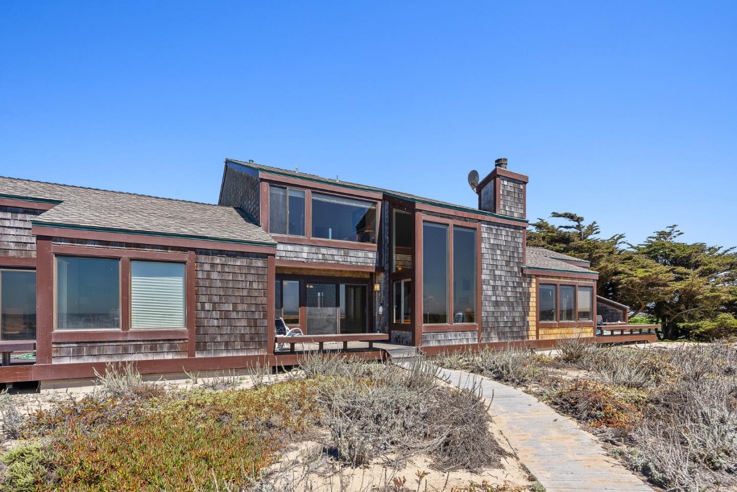 Detail Gallery Image 38 of 51 For 338 Monterey Dunes Way, Moss Landing,  CA 95039 - 3 Beds | 3 Baths