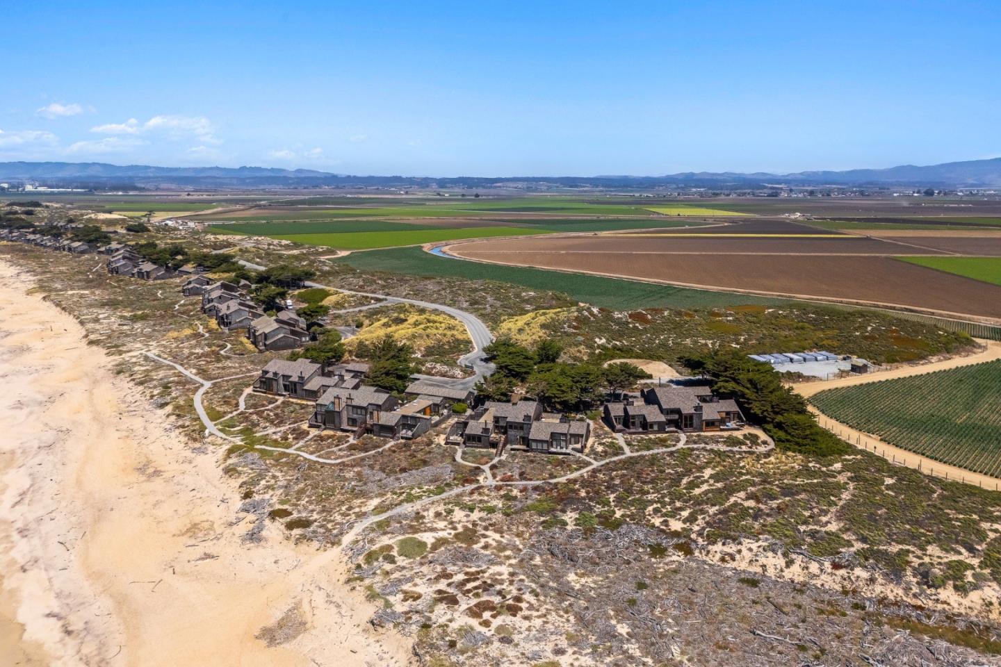 Detail Gallery Image 41 of 51 For 338 Monterey Dunes Way, Moss Landing,  CA 95039 - 3 Beds | 3 Baths