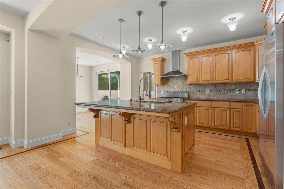 Detail Gallery Image 12 of 50 For 2100 Stone Ridge Dr, Royal Oaks,  CA 95076 - 4 Beds | 3/1 Baths