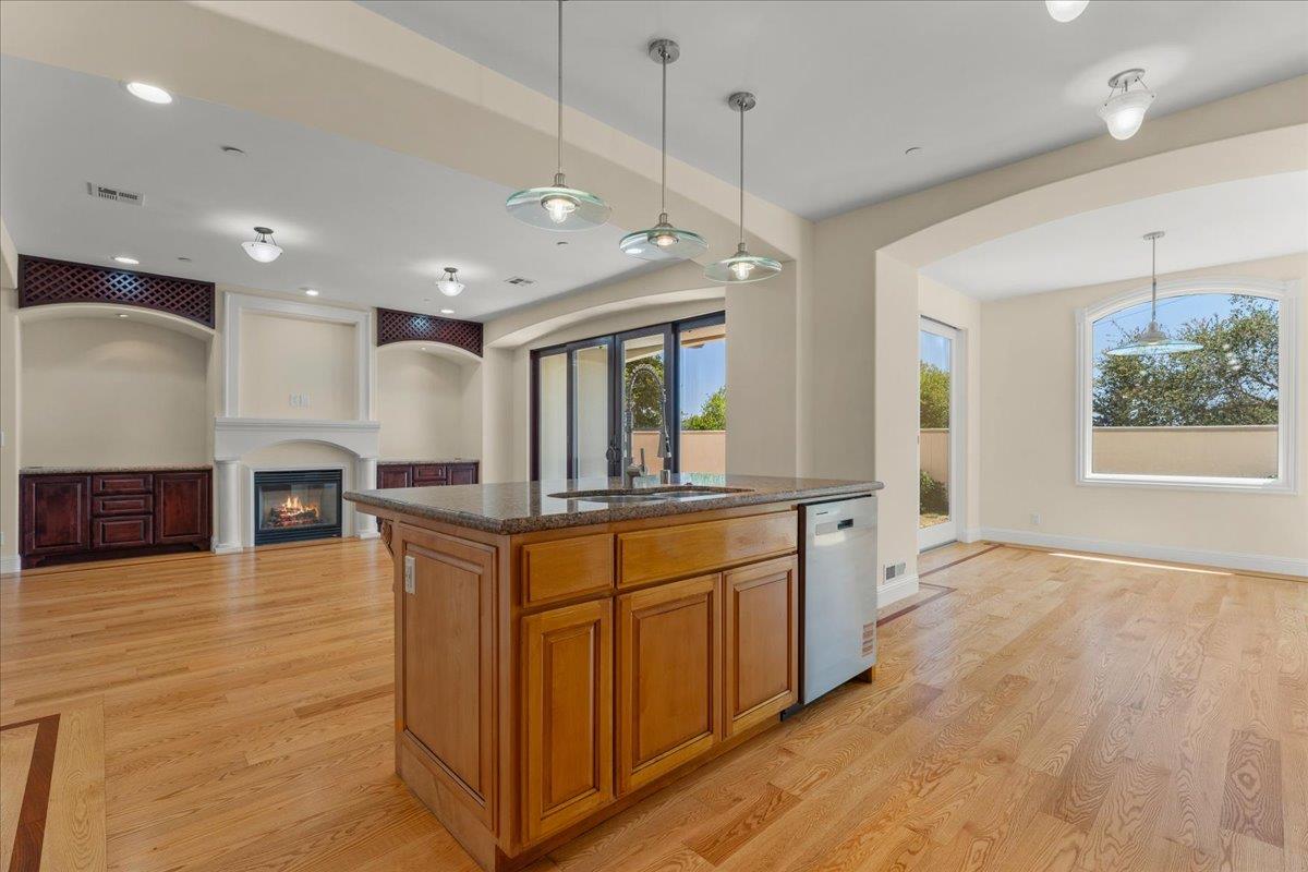 Detail Gallery Image 14 of 50 For 2100 Stone Ridge Dr, Royal Oaks,  CA 95076 - 4 Beds | 3/1 Baths